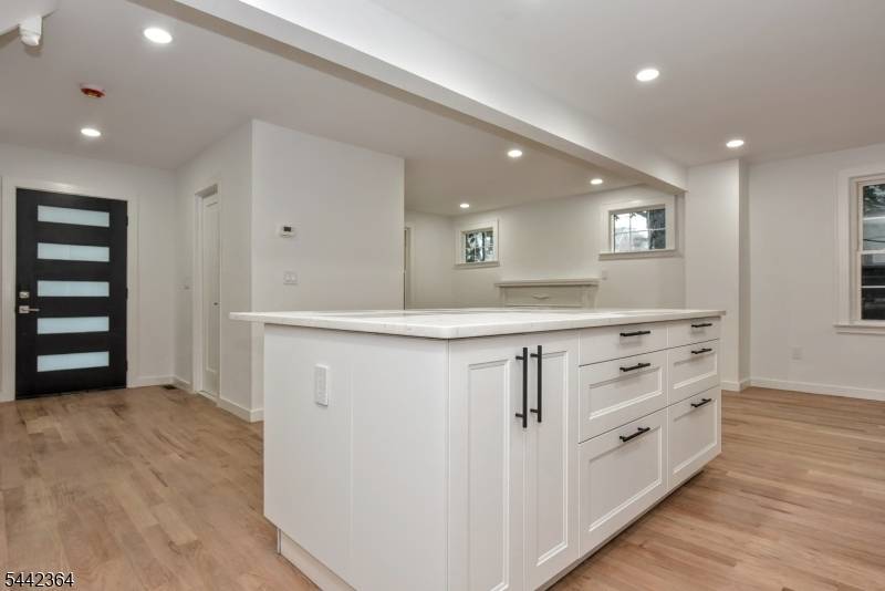 46 Tenney Ave, River Edge Boro, NJ 07661