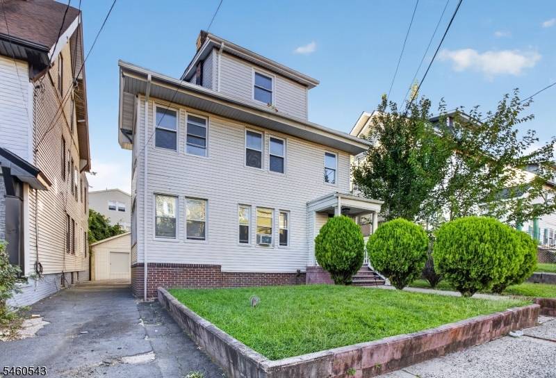 23 Leo Pl, Newark City, NJ 07108