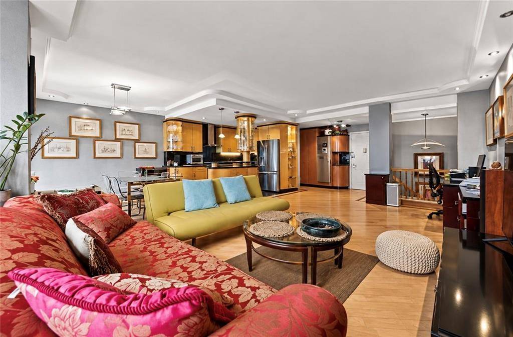 100 Oceana DR West #3F, Brooklyn, NY 11235