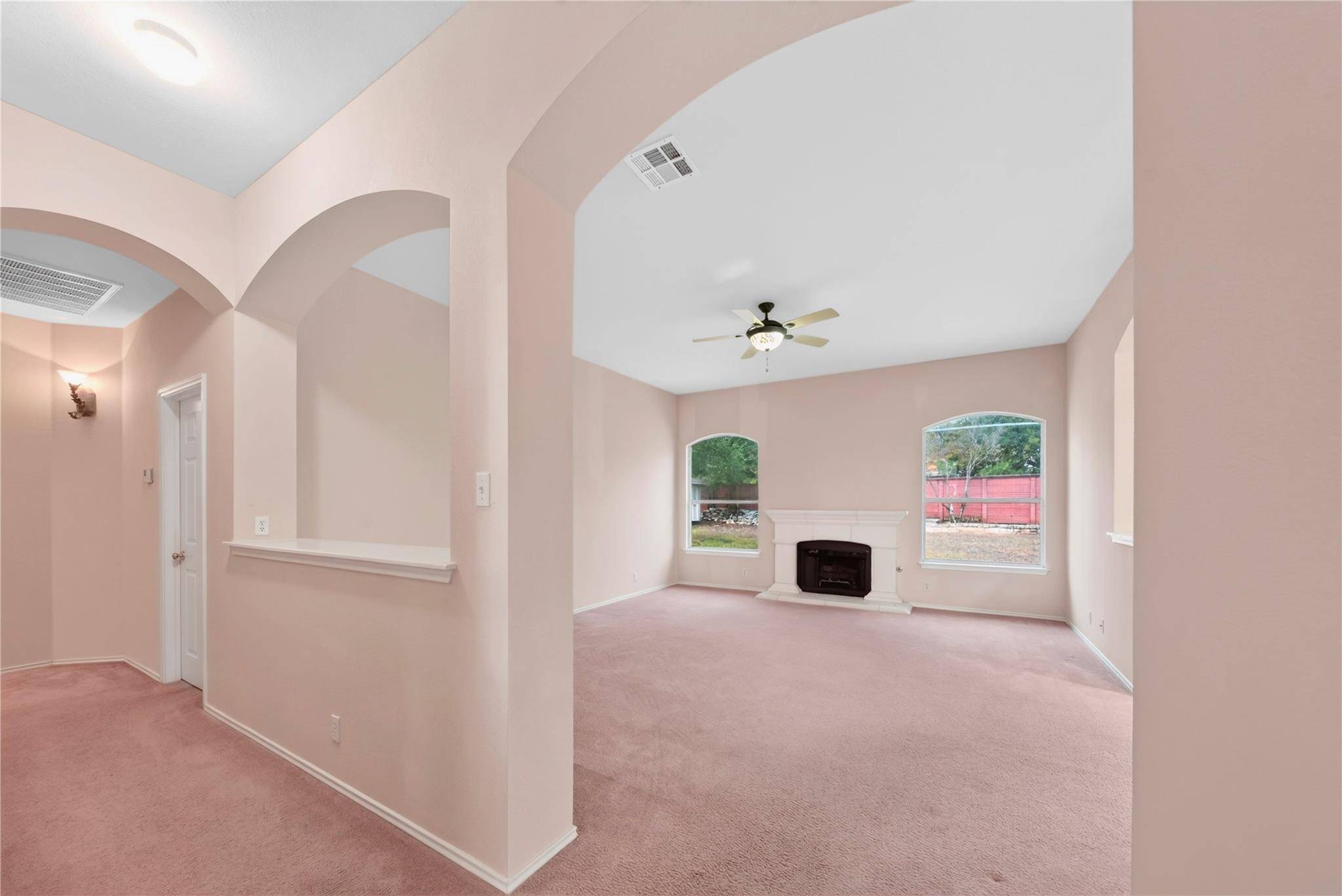 8700 Neider DR, Austin, TX 78749