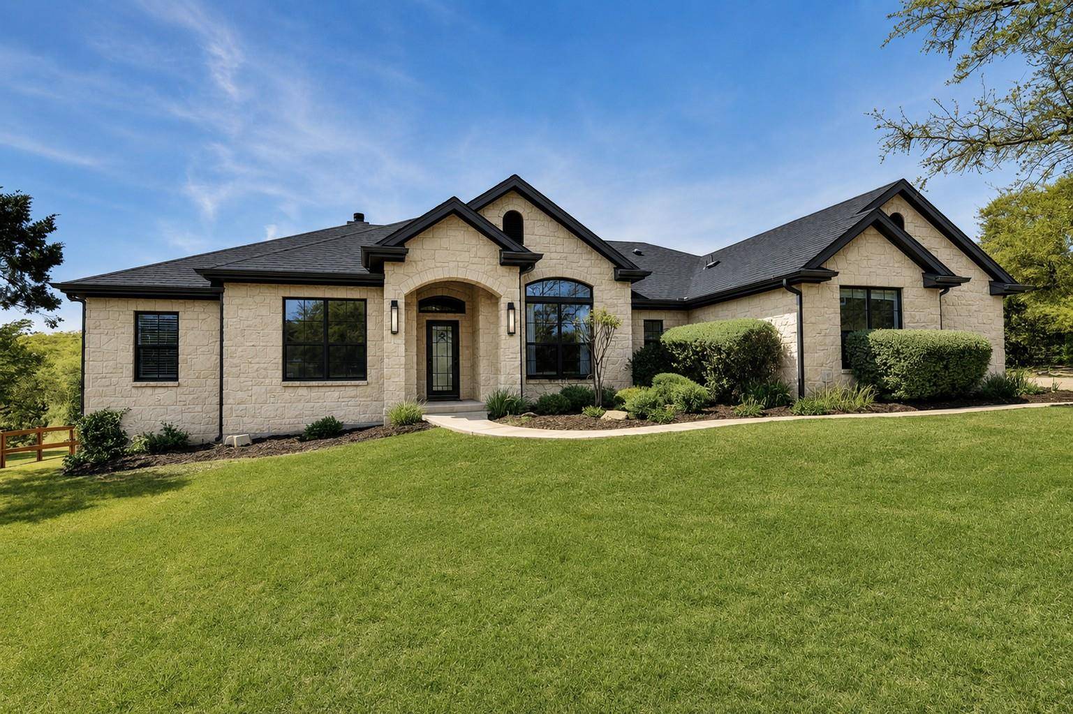 300 High Plains DR, Dripping Springs, TX 78620