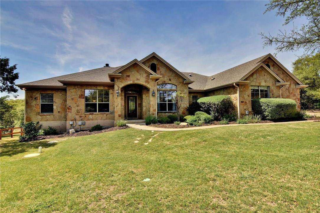 300 High Plains DR, Dripping Springs, TX 78620