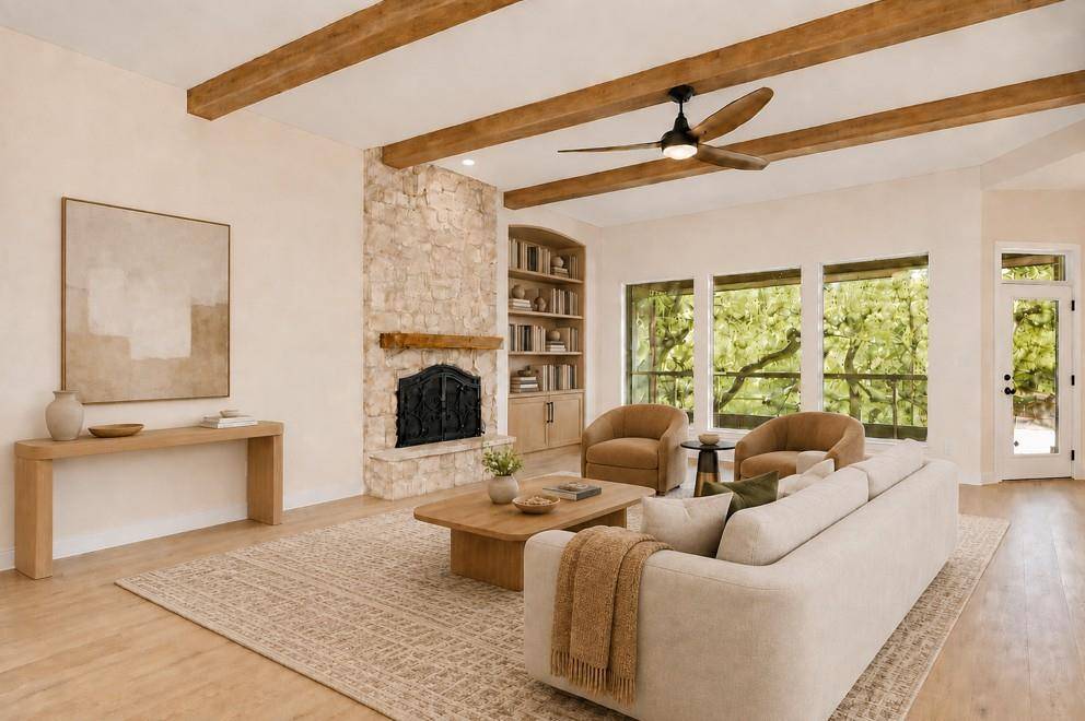 300 High Plains DR, Dripping Springs, TX 78620