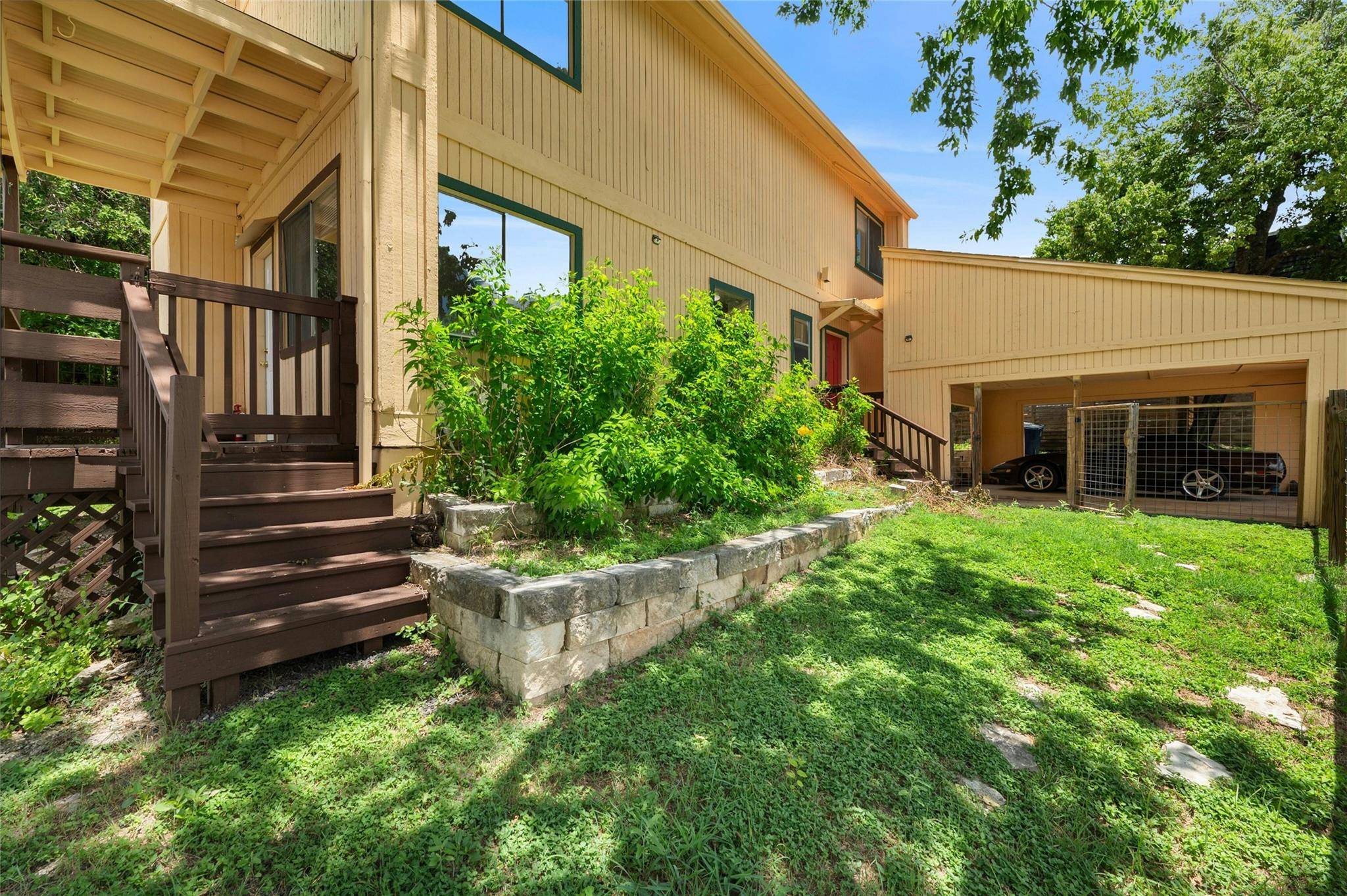 2316 Montclaire ST #A, Austin, TX 78704