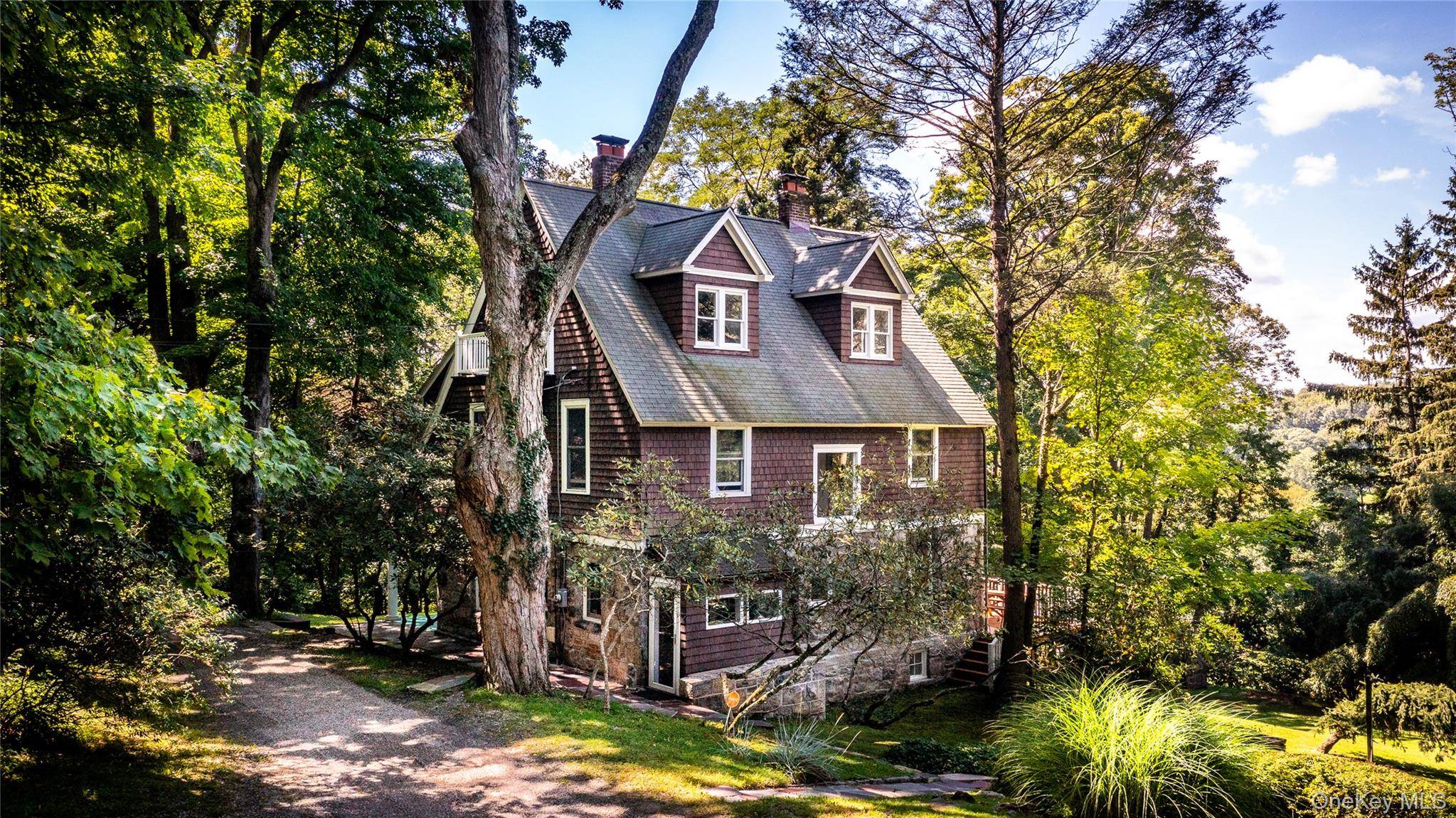 344 Sprain RD, Scarsdale, NY 10583