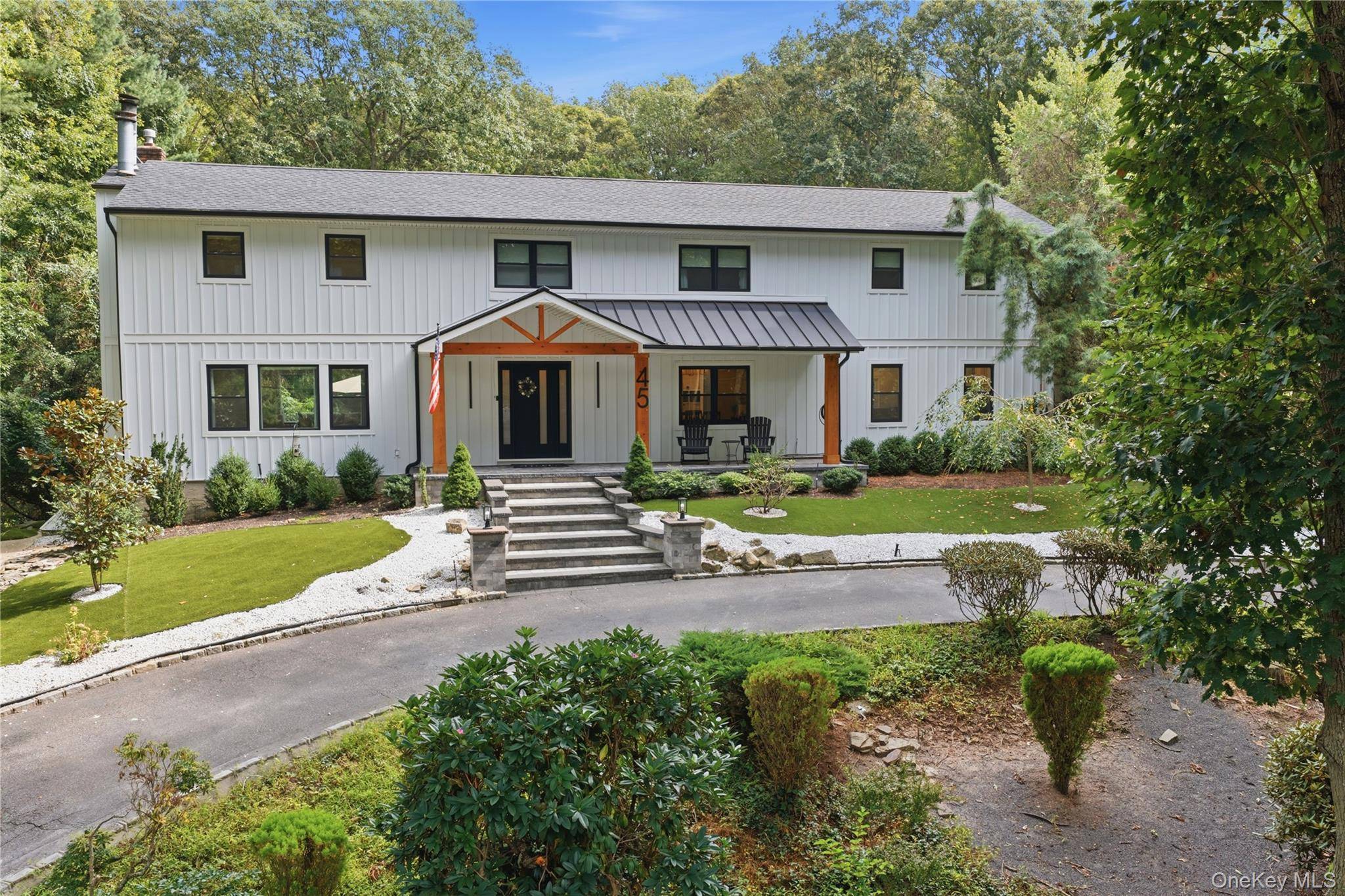45 Meadow Glen RD, Fort Salonga, NY 11768