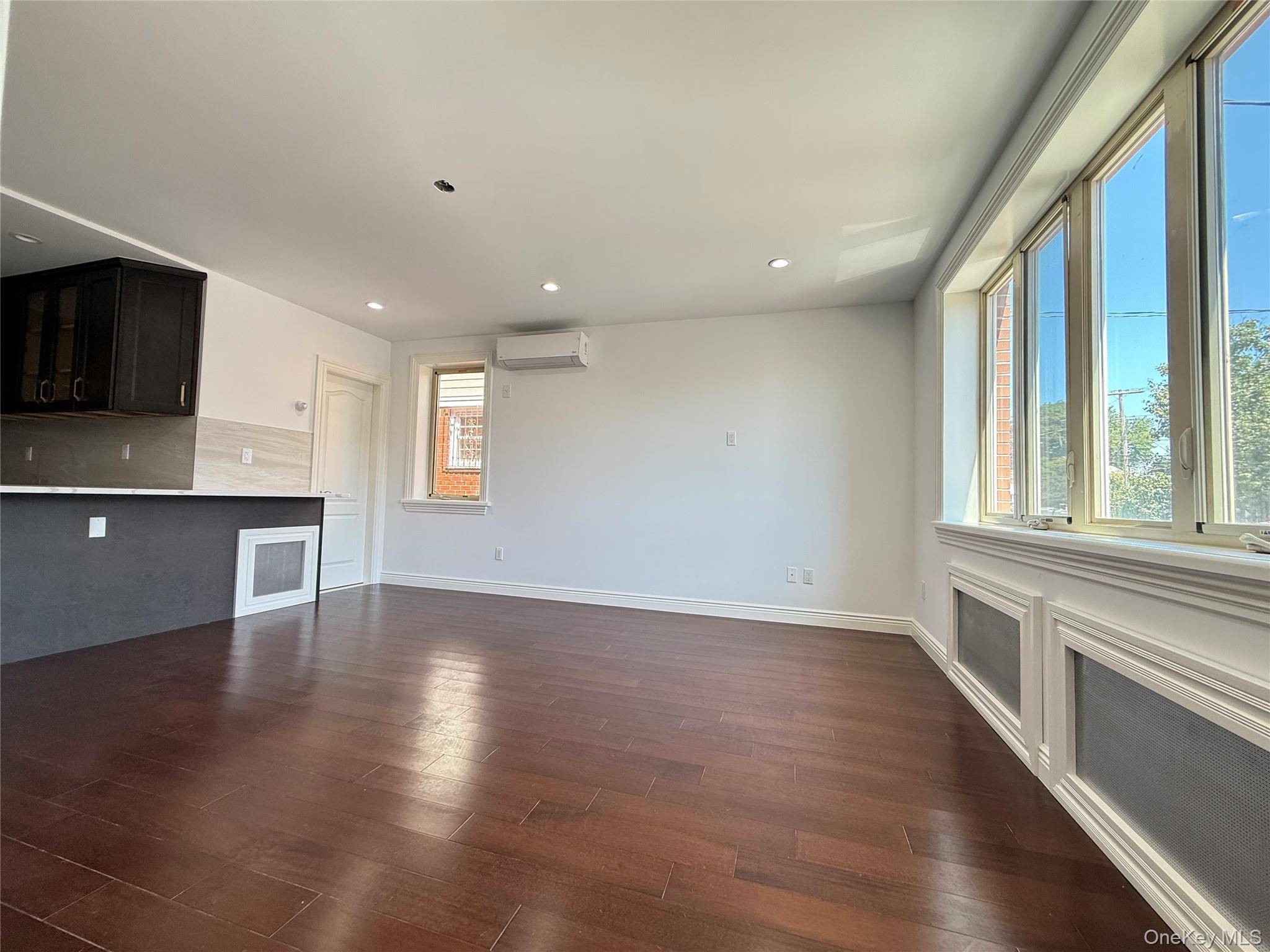 9-24 129th ST, College Point, NY 11356