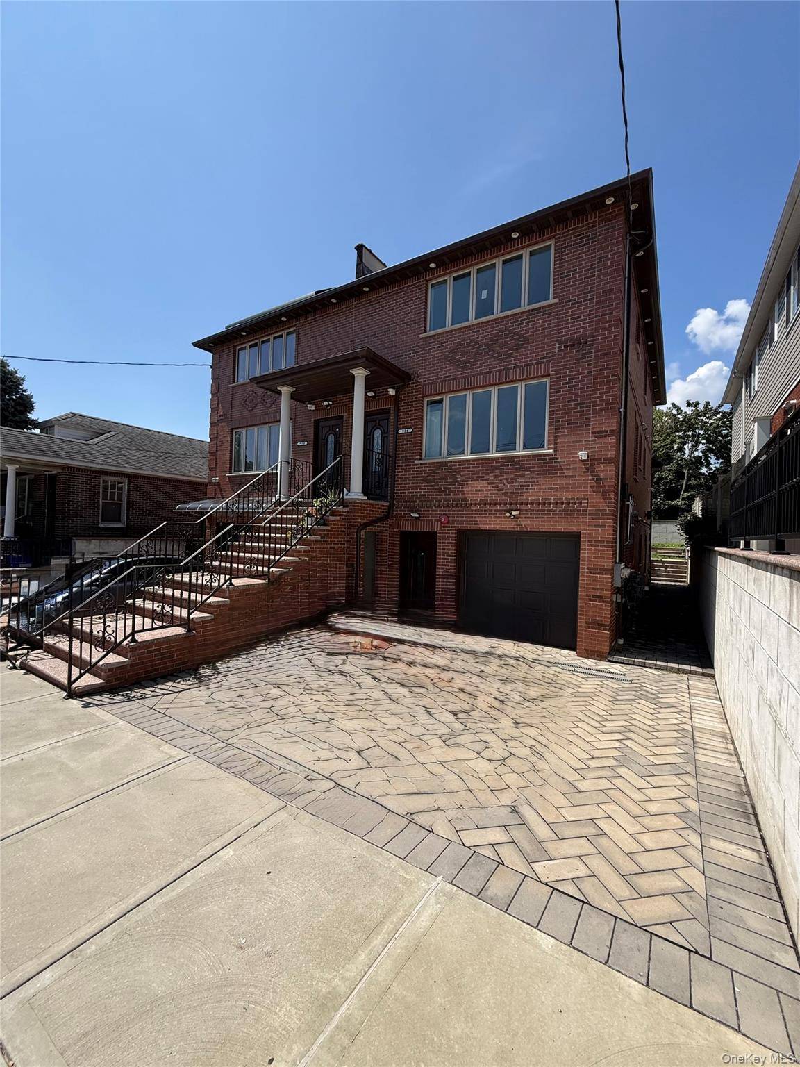 9-24 129th ST, College Point, NY 11356