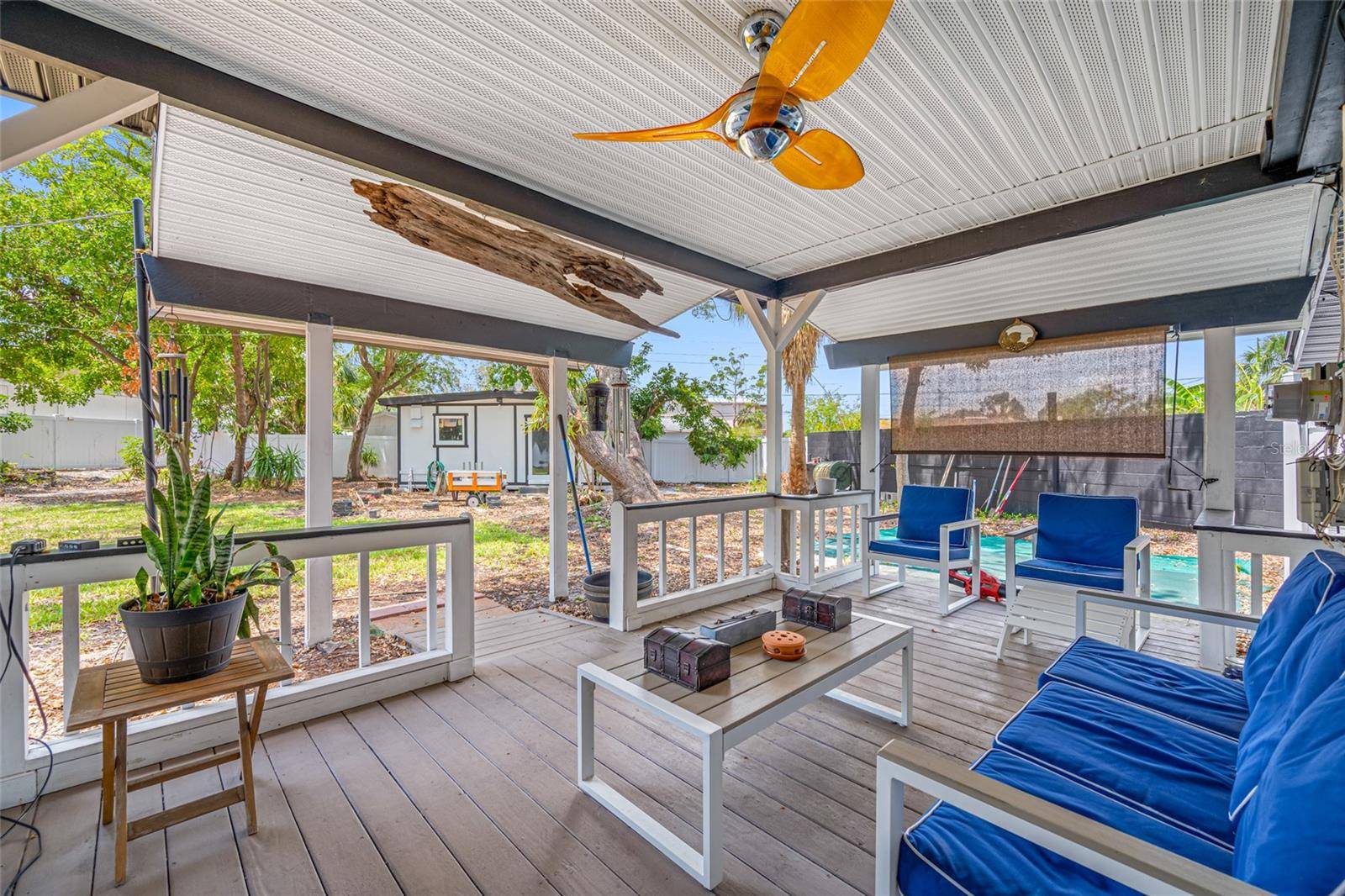 8444 8TH WAY N, St Petersburg, FL 33702