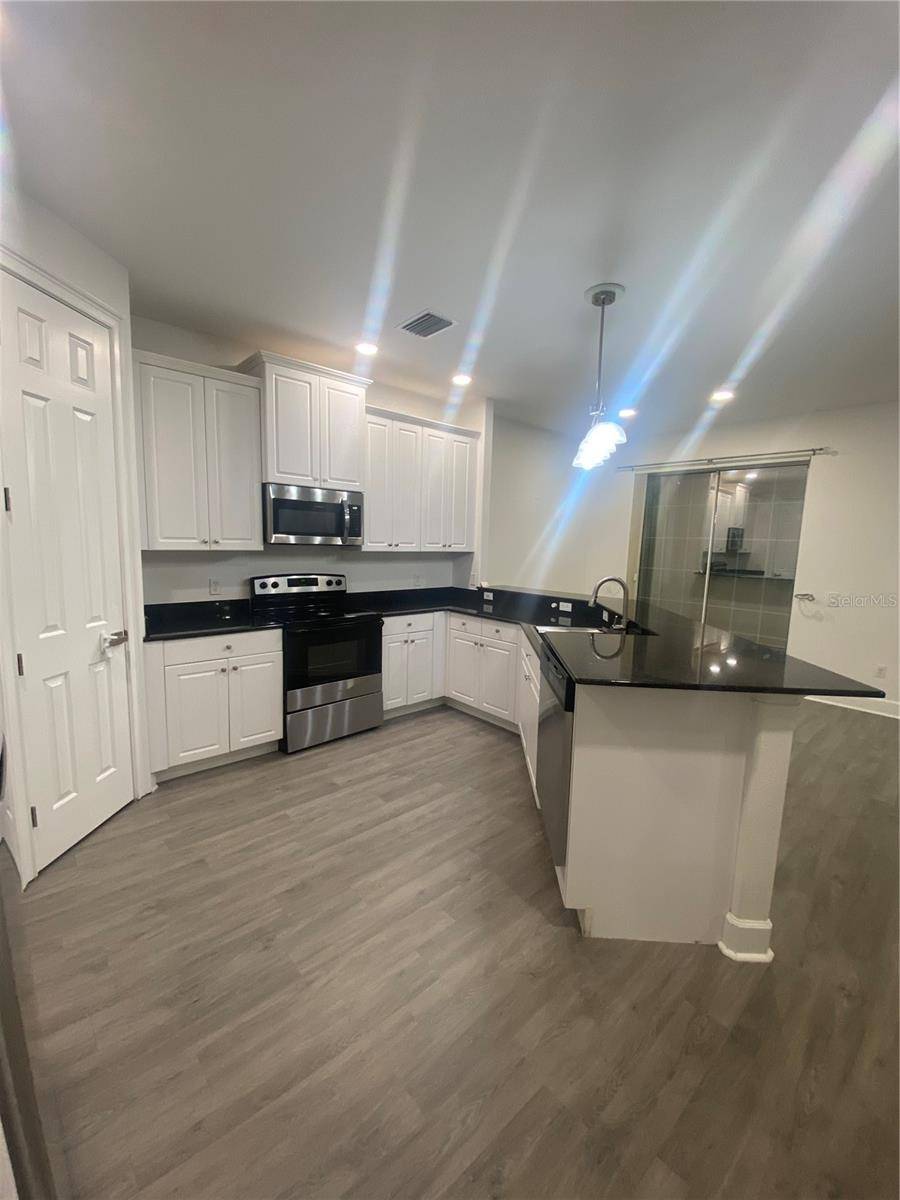 11611 HIGHBURY WAY, Tampa, FL 33626