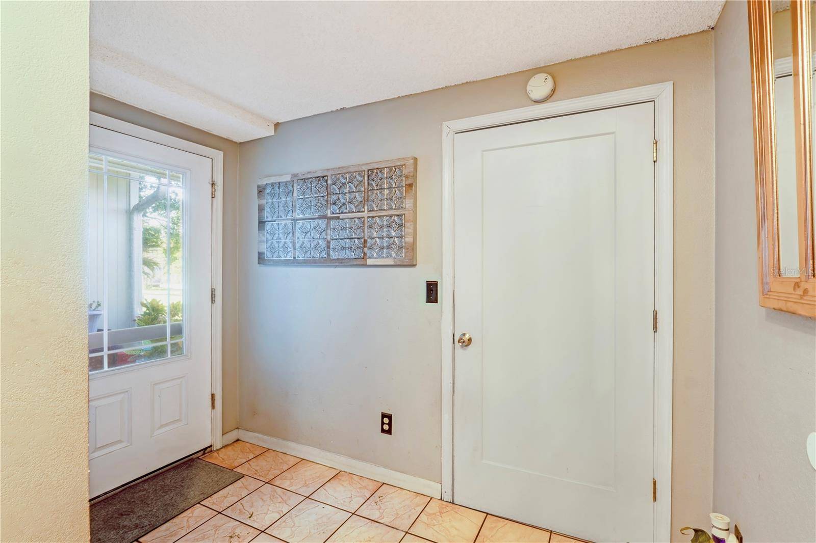 246 ANGELES RD, Debary, FL 32713
