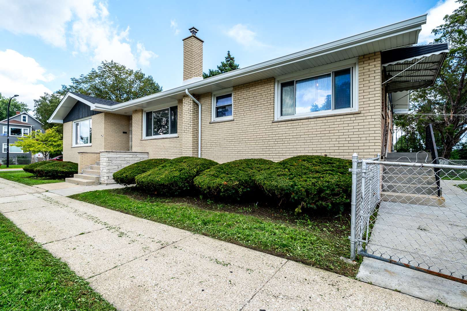3045 S 48th CT, Cicero, IL 60804