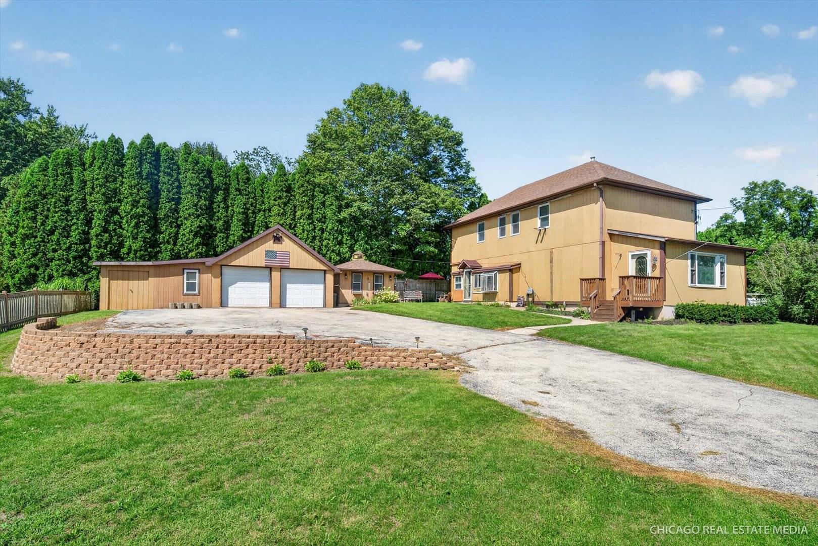 416 Maple ST, Marengo, IL 60152