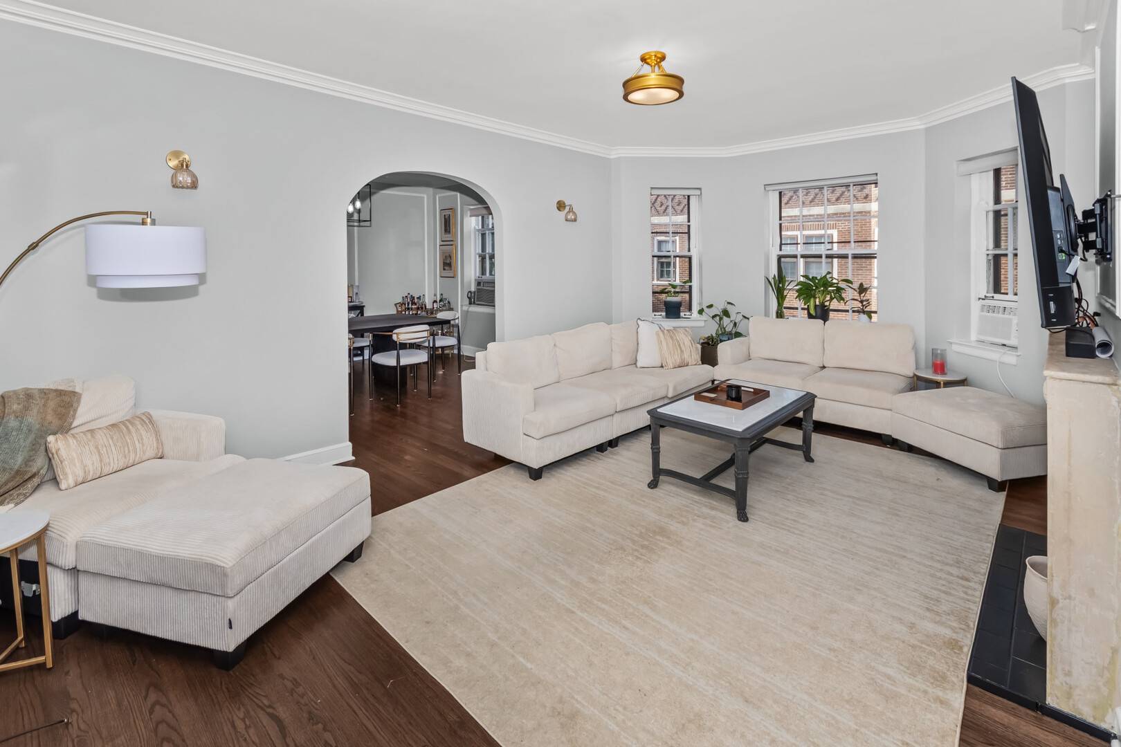 220 S Maple AVE #42, Oak Park, IL 60302