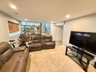 1622 S Surrey Ridge DR, Arlington Heights, IL 60005