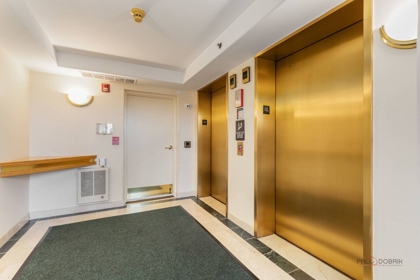 1705 Pavilion WAY #407, Park Ridge, IL 60068
