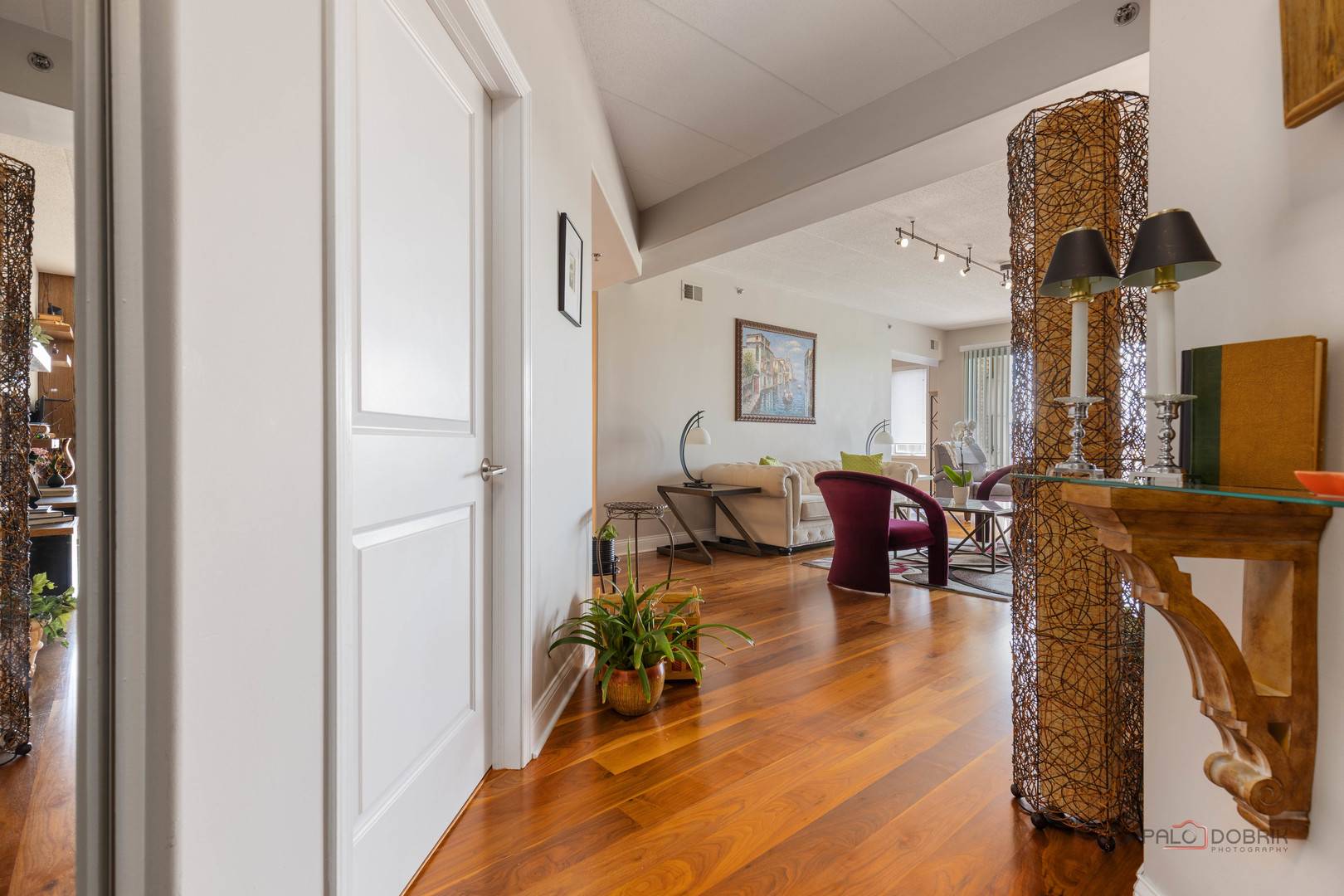 1705 Pavilion WAY #407, Park Ridge, IL 60068