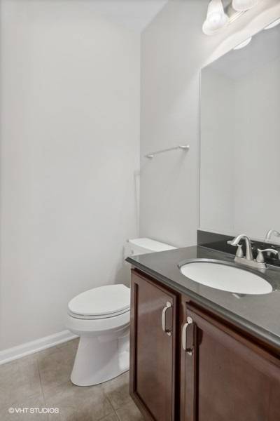 261 Sype DR, Carol Stream, IL 60188