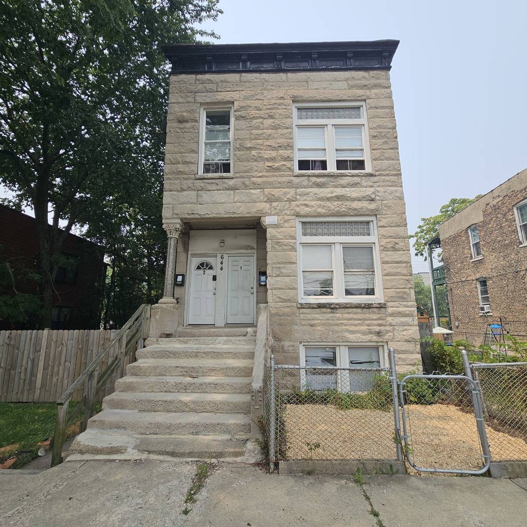 644 N Albany AVE, Chicago, IL 60612