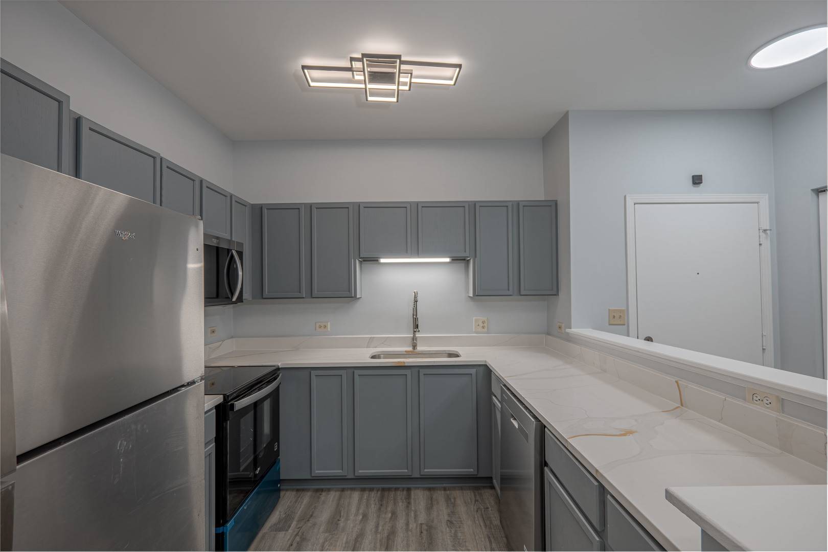 801 N Mclean BLVD #146, Elgin, IL 60123