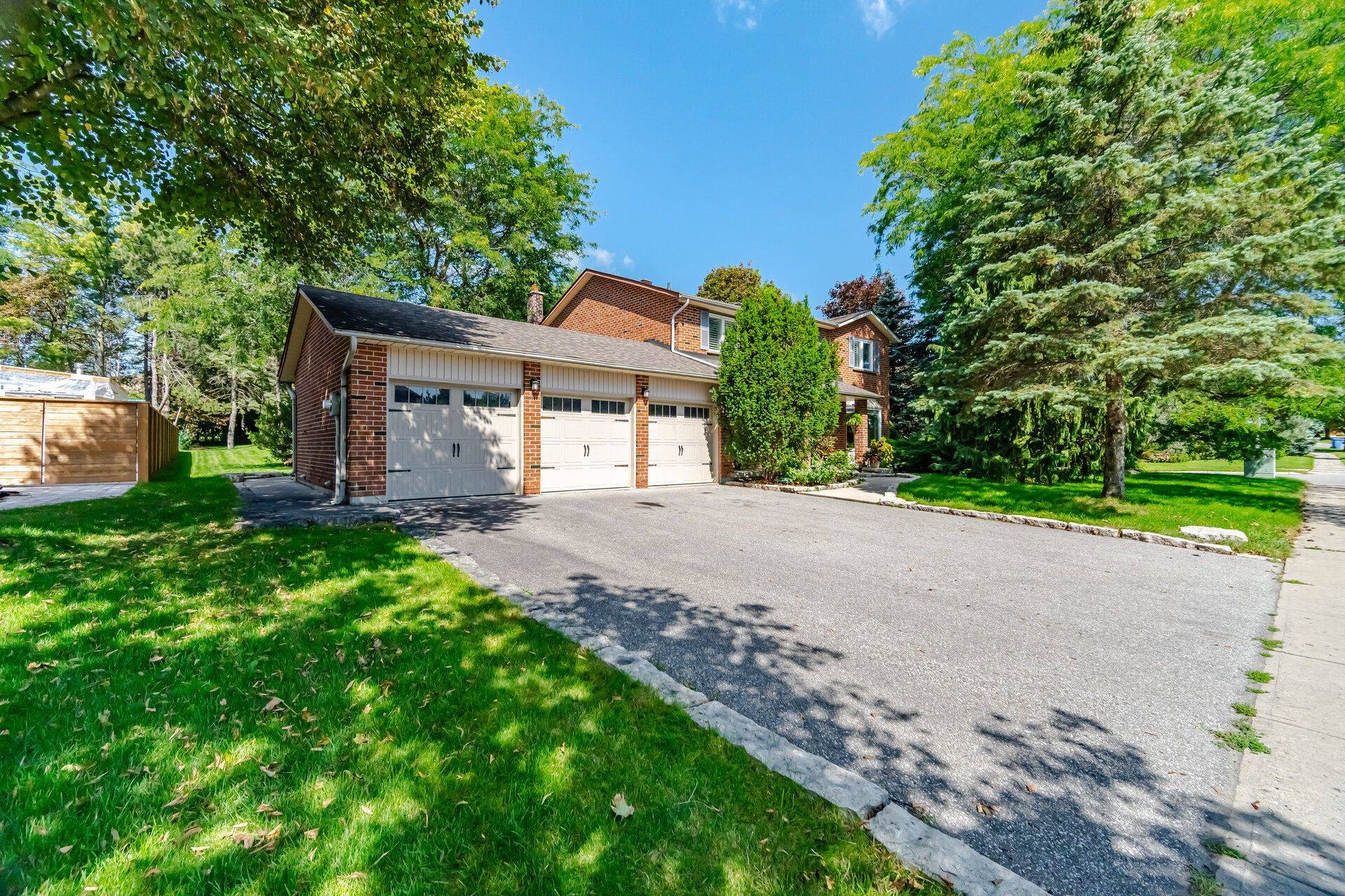 140 Hill Farm RD, King, ON L0G 1N0