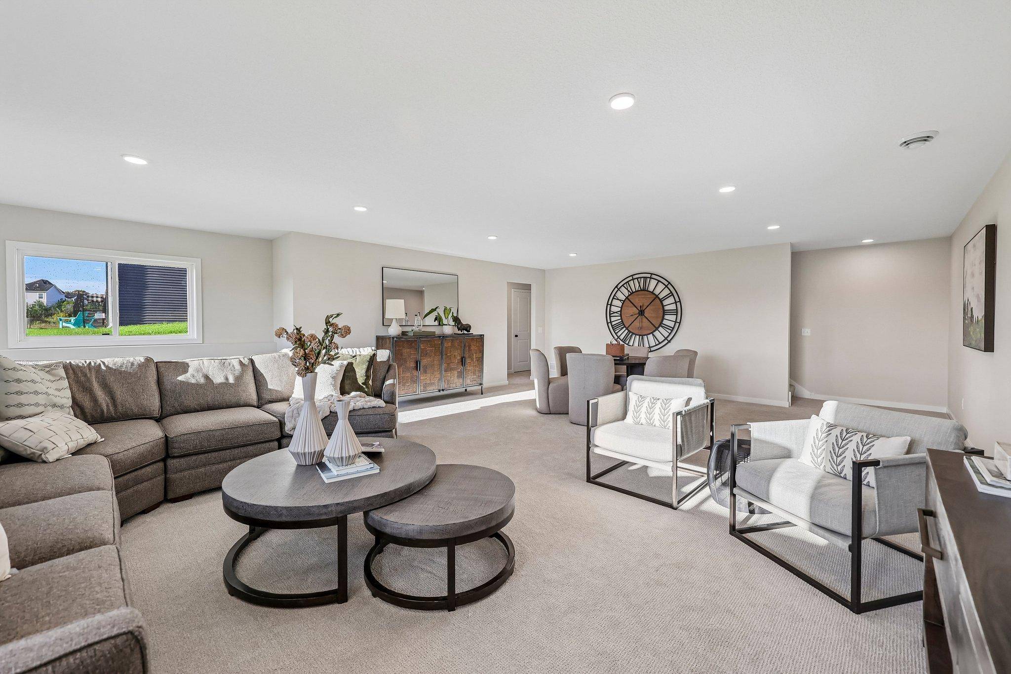 19140 Cloverleaf WAY, Farmington, MN 55044