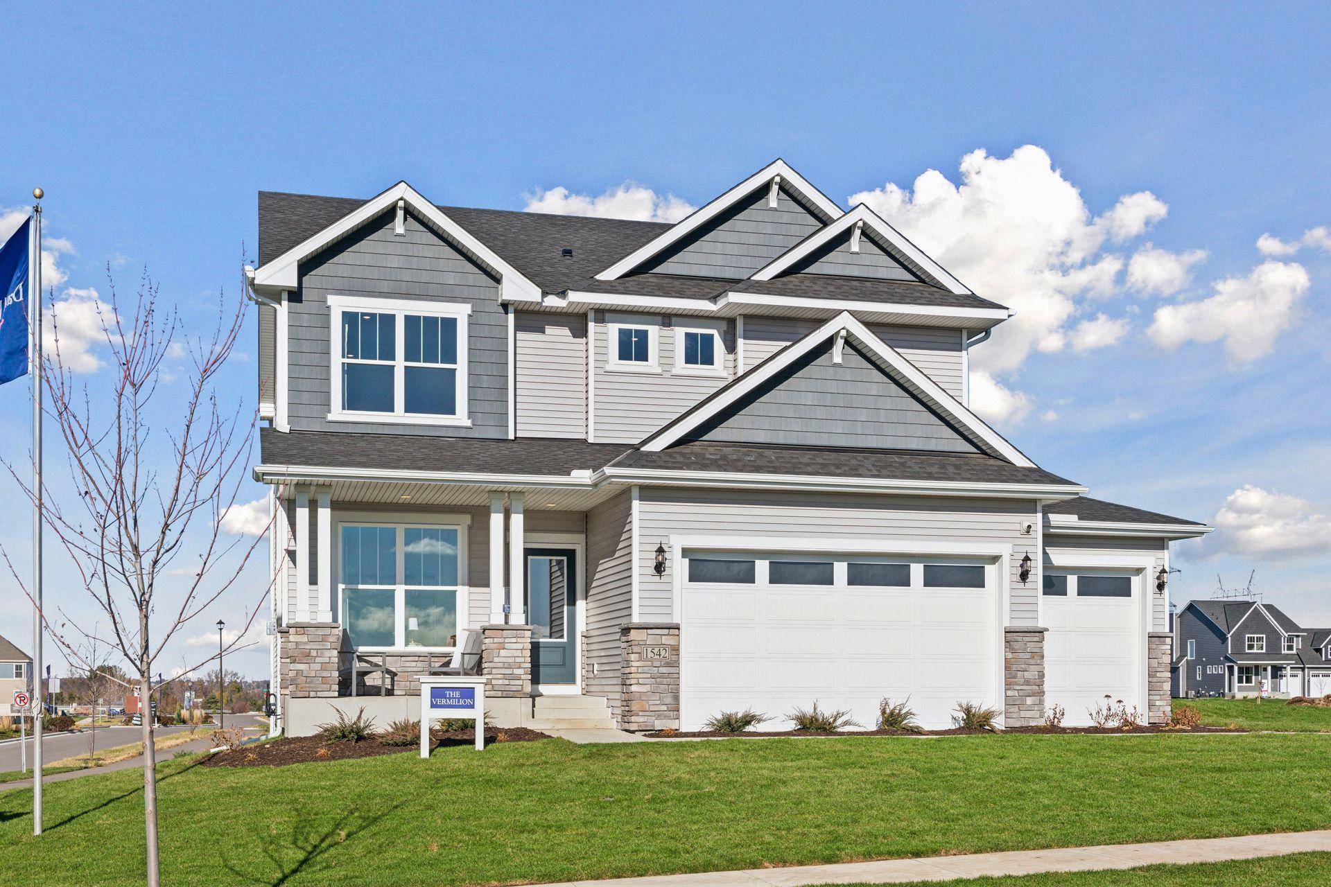 1542 Philipp Way, Shakopee, MN 55379