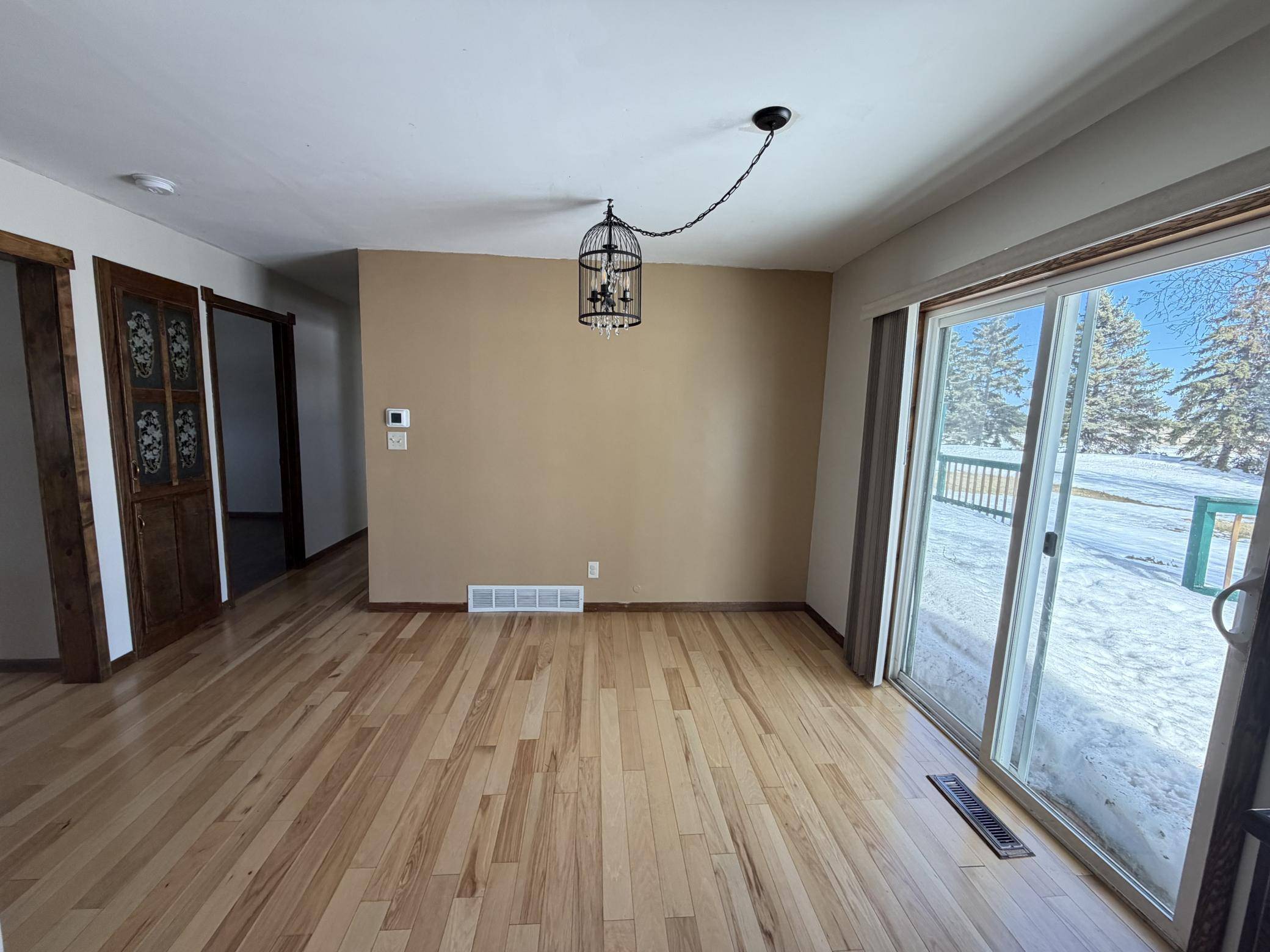 504 E Franklin AVE, Kennedy, MN 56733