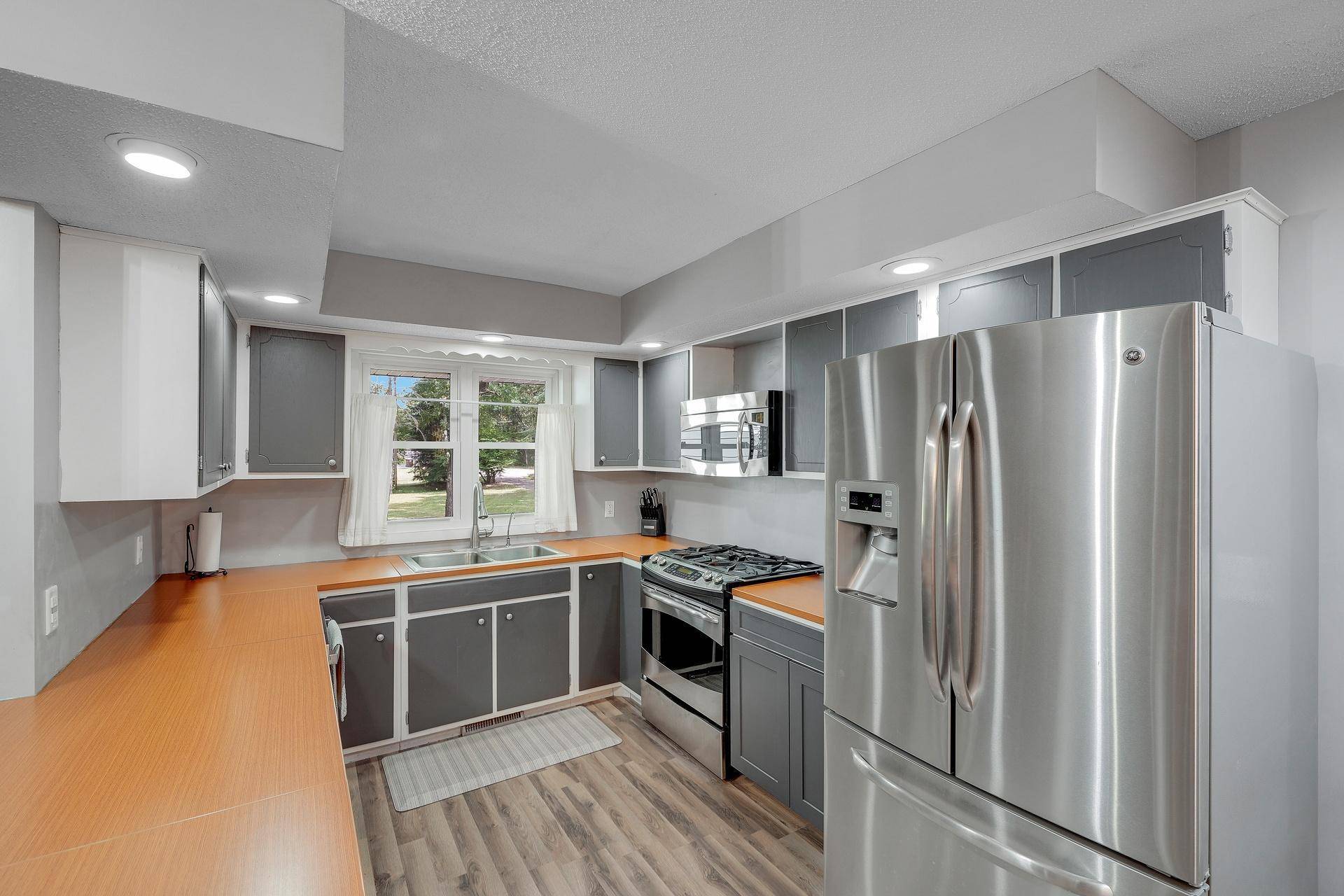 19505 Owen AVE, Hastings, MN 55033