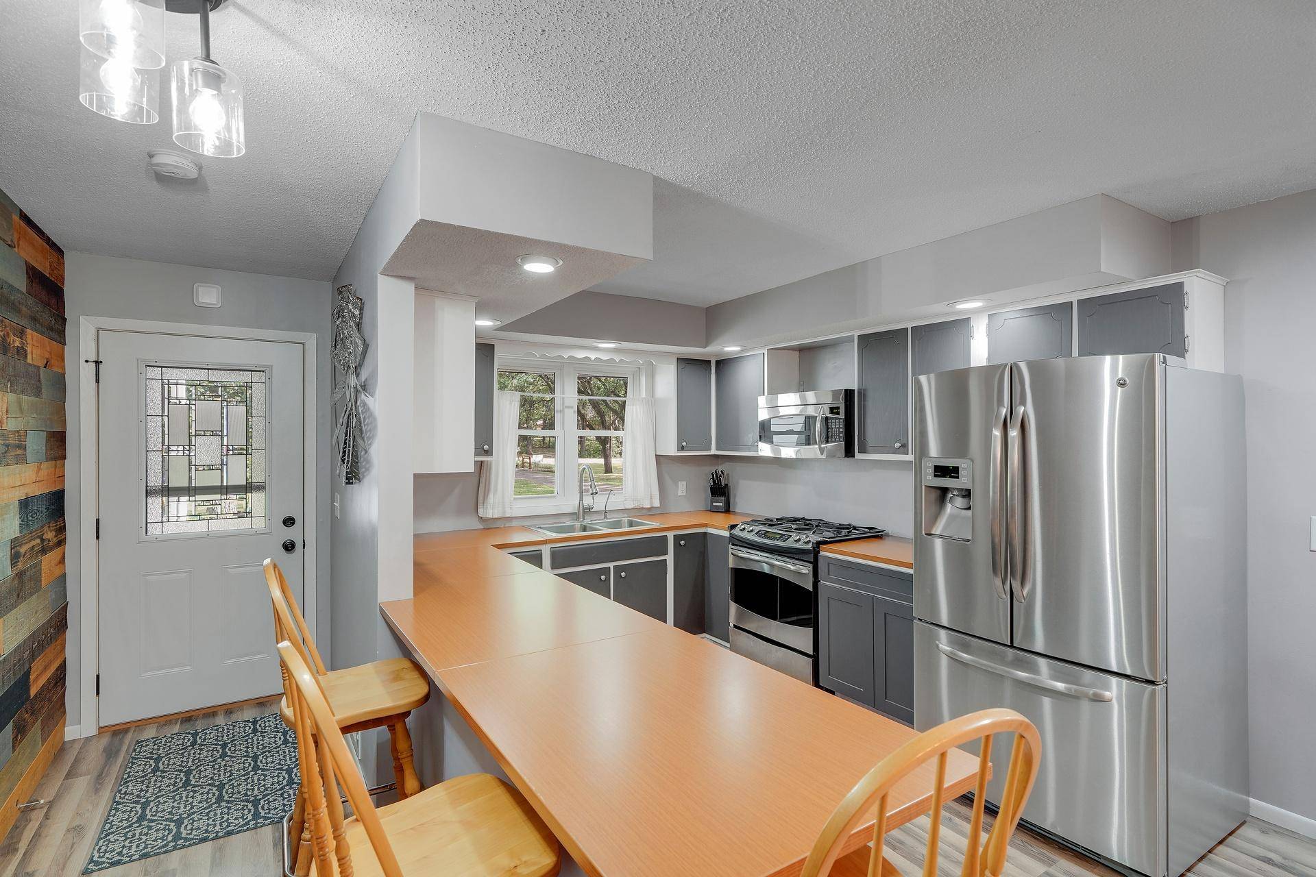 19505 Owen AVE, Hastings, MN 55033