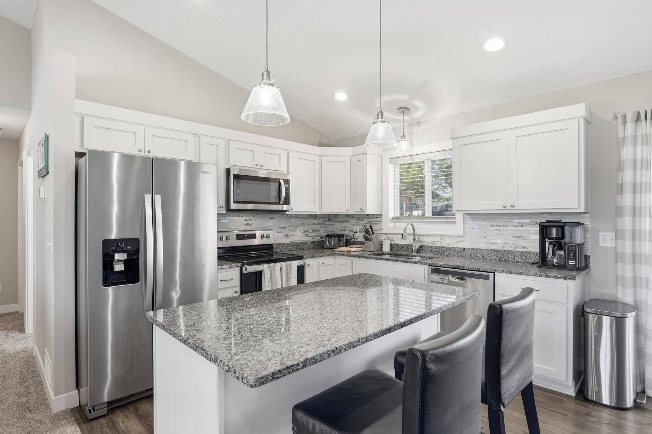 2060 Pleasant DR, Prescott, WI 54021