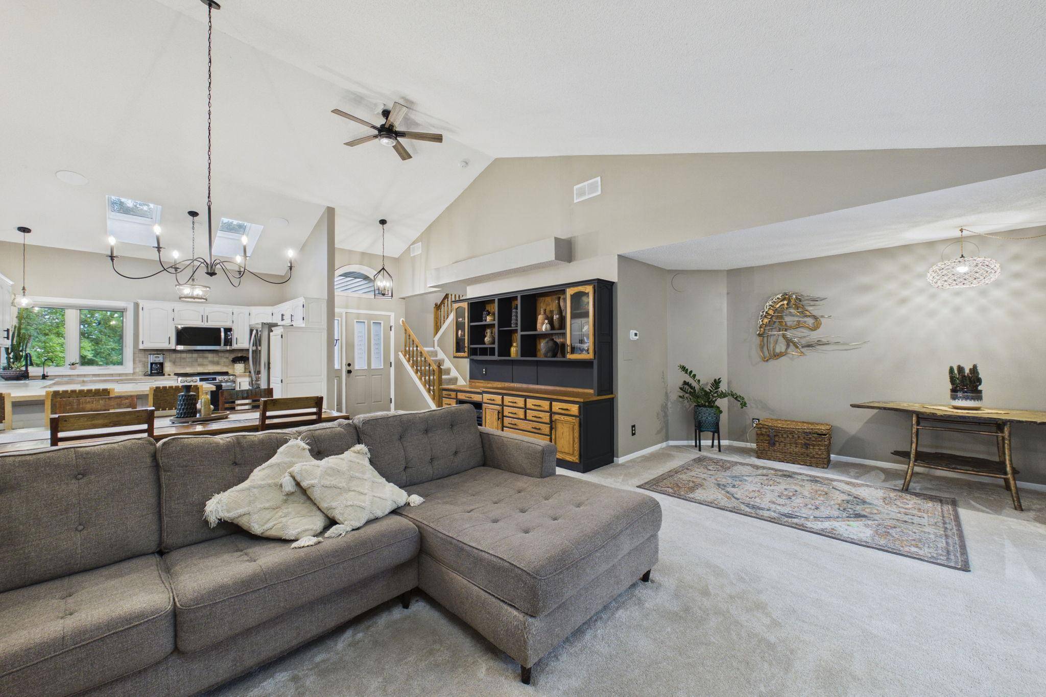 3680 Widgeon WAY, Eagan, MN 55123