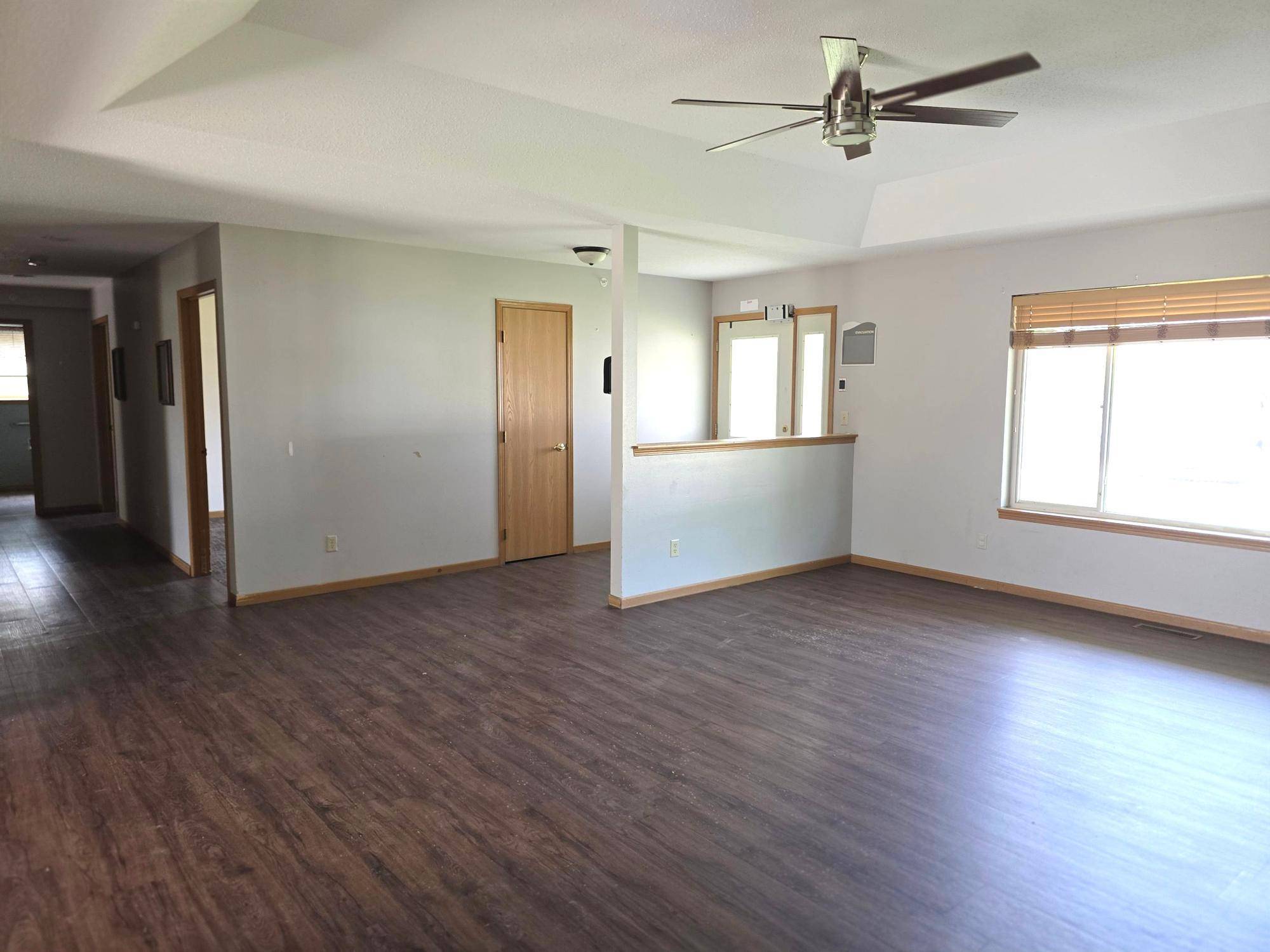 1806 E Lincoln Avenue, Montevideo, MN 56265