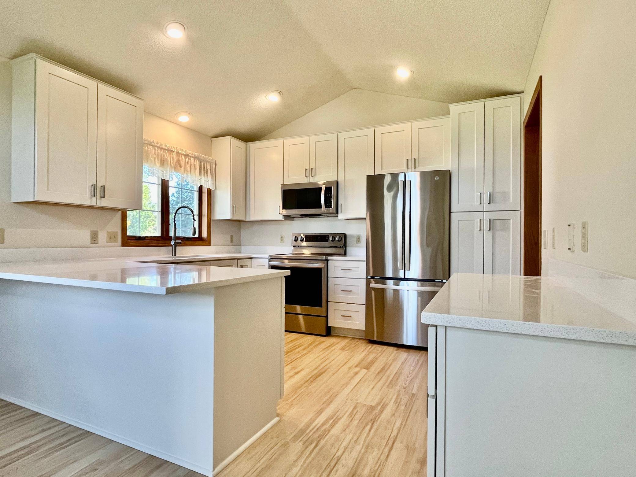 2410 Wight Bay, Brooklyn Park, MN 55443