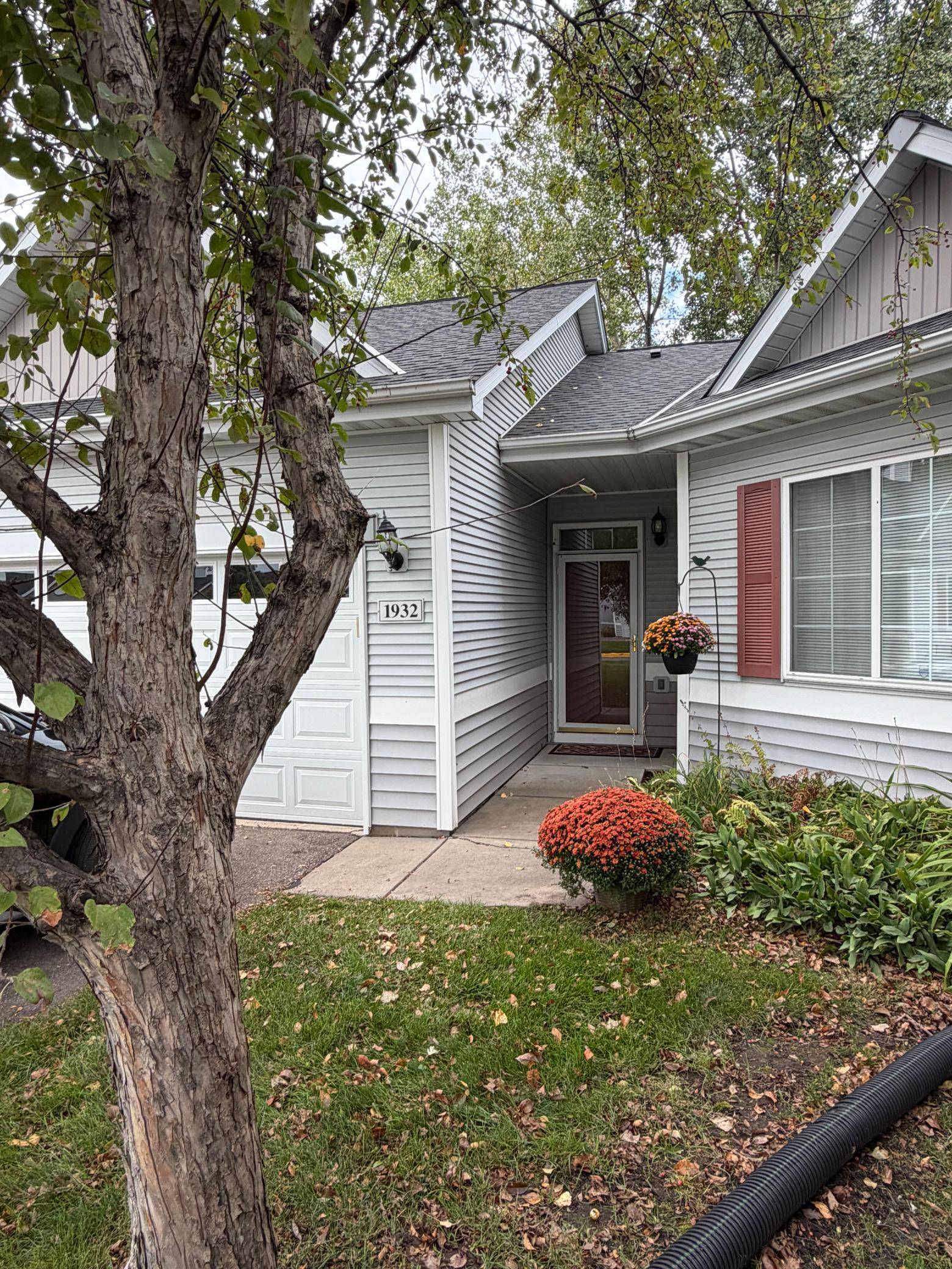 1932 Christensen AVE, West Saint Paul, MN 55118