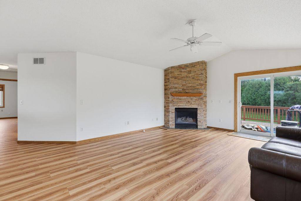 17373 Glencoe AVE, Lakeville, MN 55044