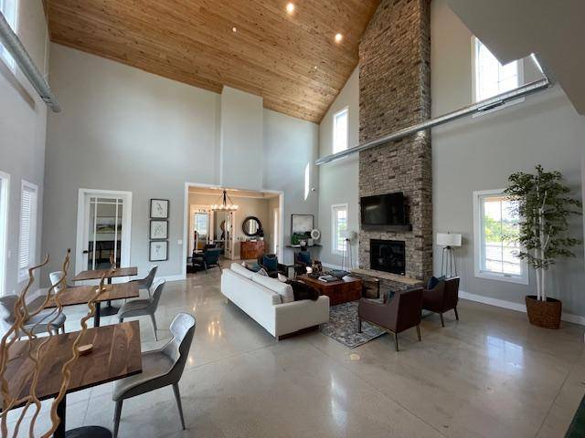 5495 Welter WAY, Victoria, MN 55318