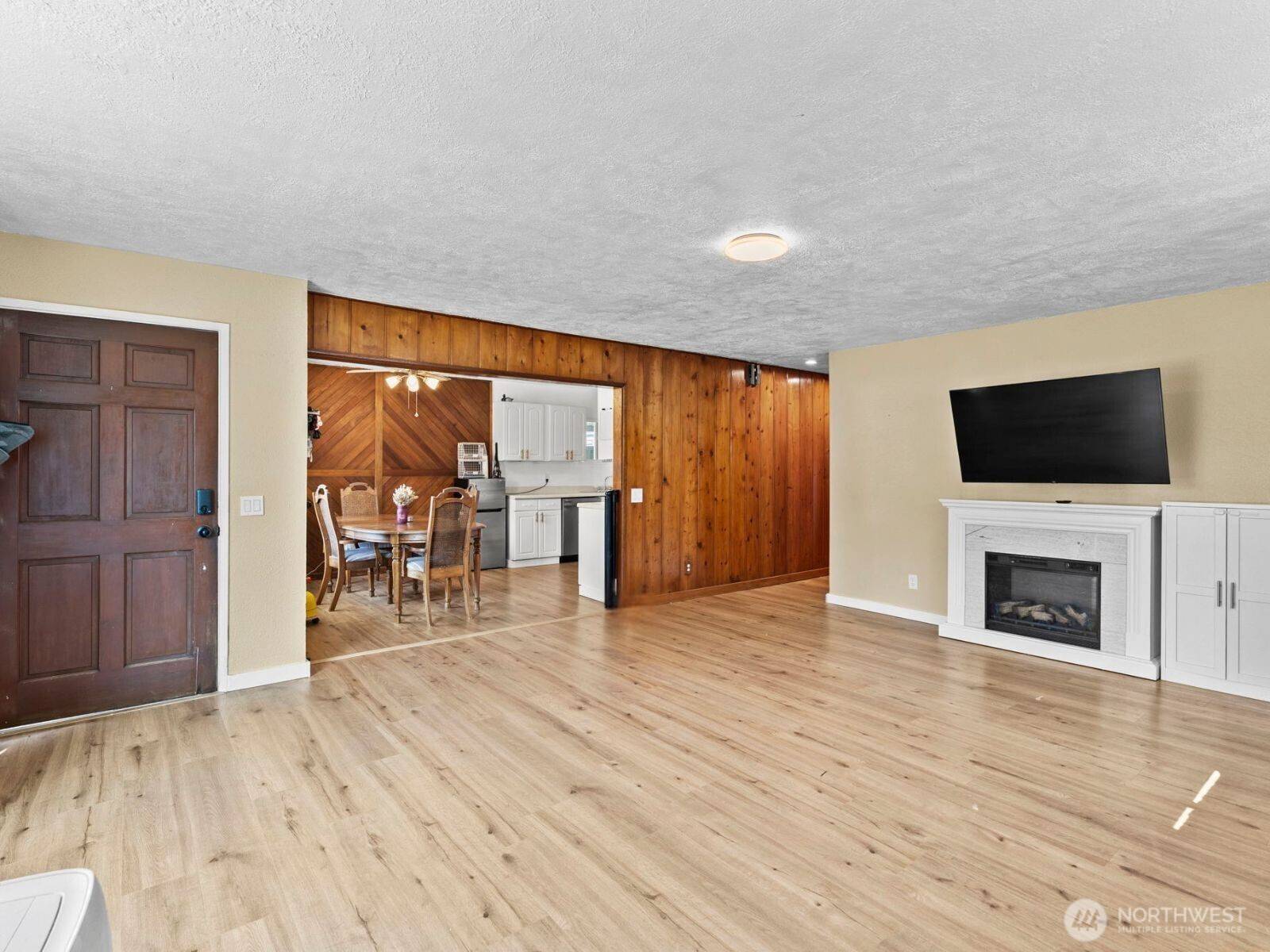 1101 Elm ST, Kelso, WA 98626