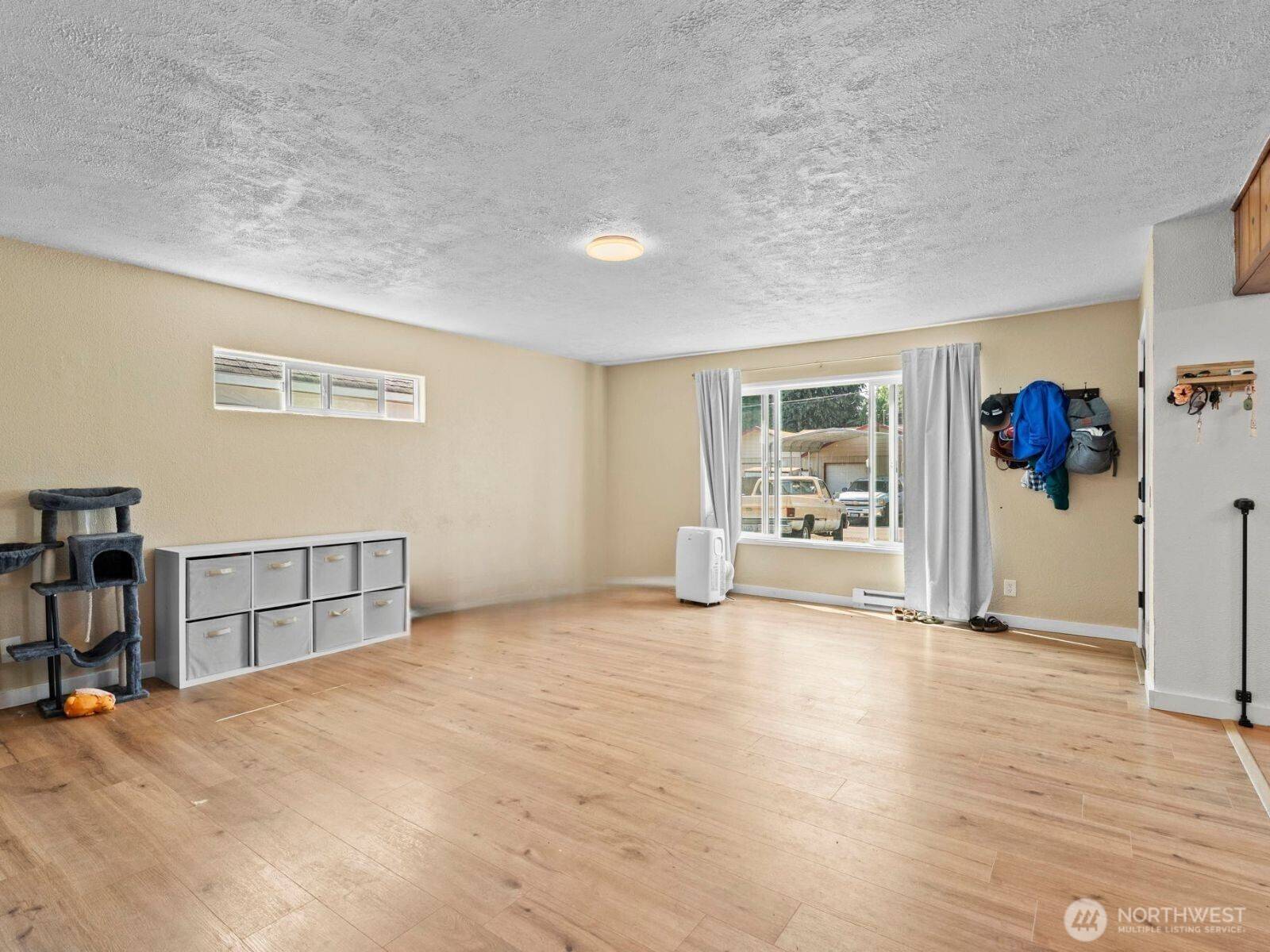 1101 Elm ST, Kelso, WA 98626