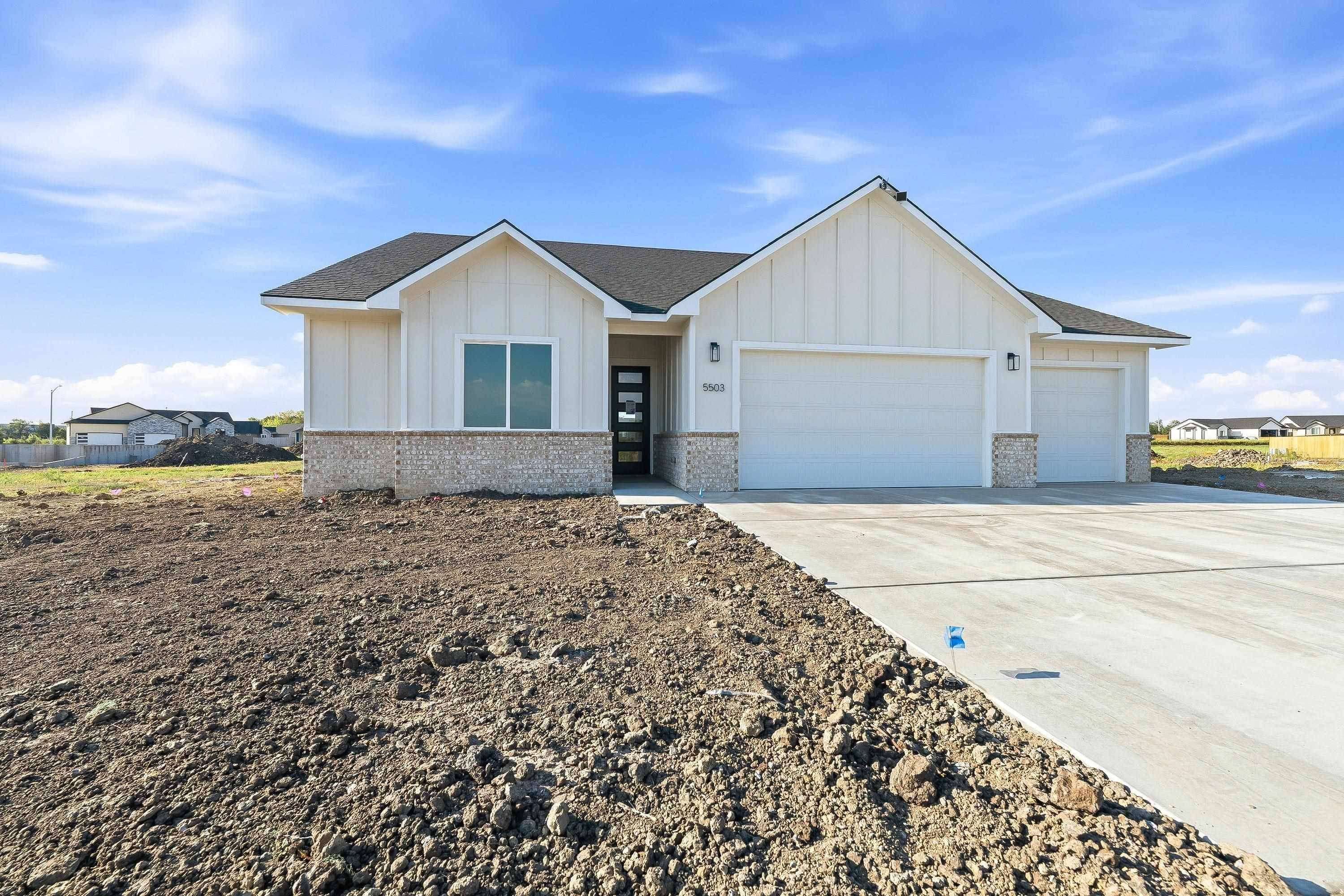 5503 N Toben Ct, Bel Aire, KS 67226
