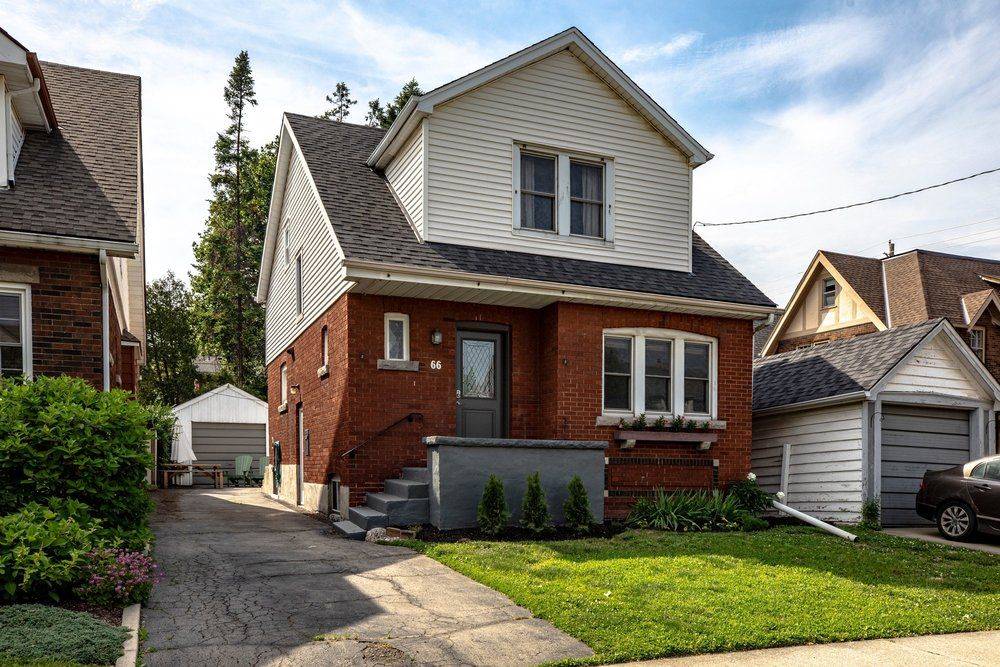 66 Edgemont ST S, Hamilton, ON L8K 2H5