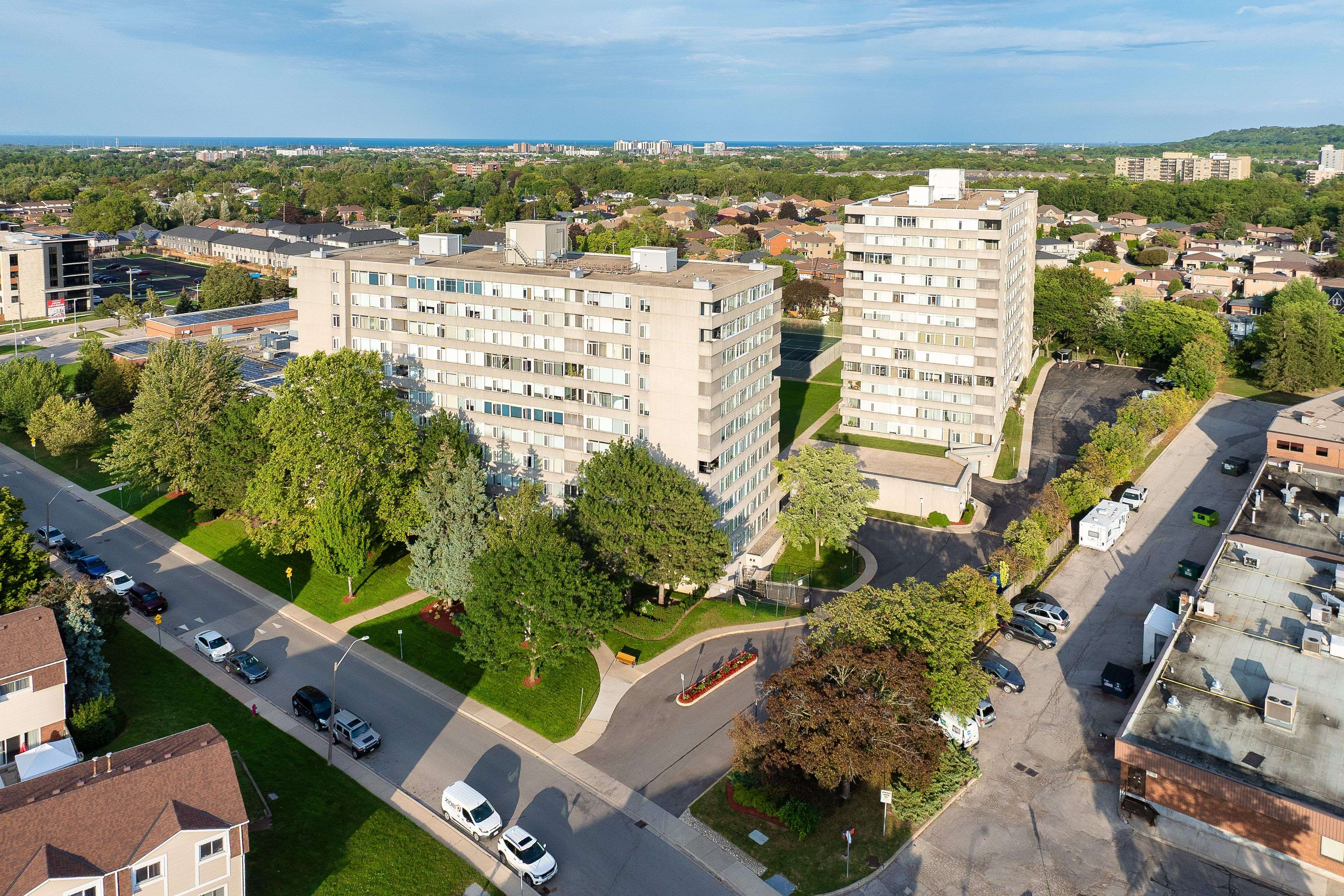 30 Harrisford ST #204, Hamilton, ON L8K 6M9