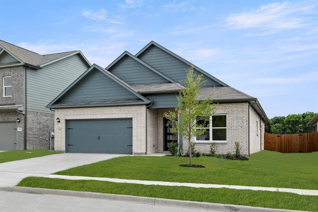 1233 Anderson Drive, Trenton, TX 75490