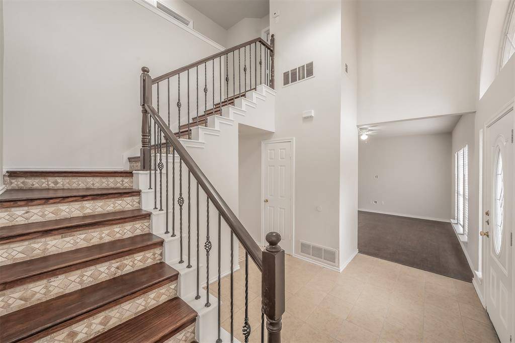 1411 Prentice Street, Arlington, TX 76018