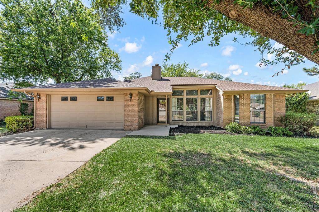 6 Alamosa Drive, Trophy Club, TX 76262