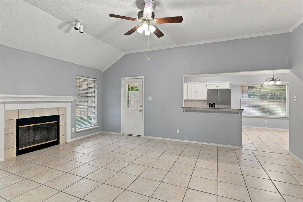 7305 Amber Drive, Watauga, TX 76148