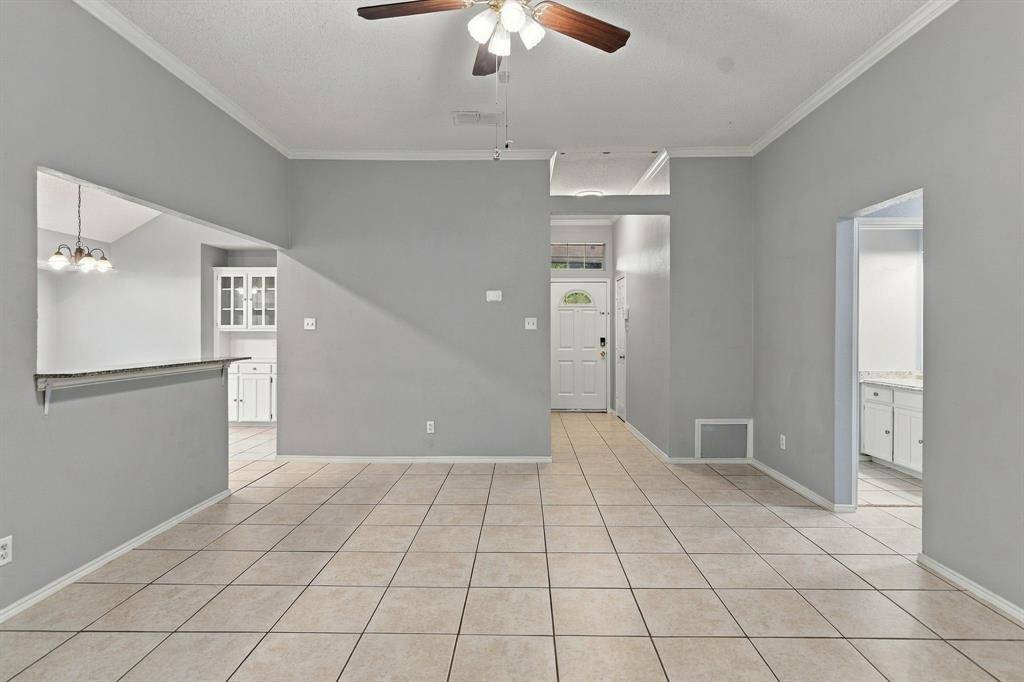 7305 Amber Drive, Watauga, TX 76148