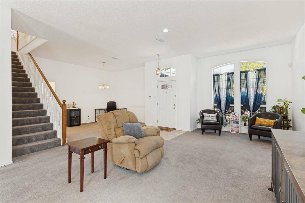 8914 Greenwood Trail, Rowlett, TX 75088