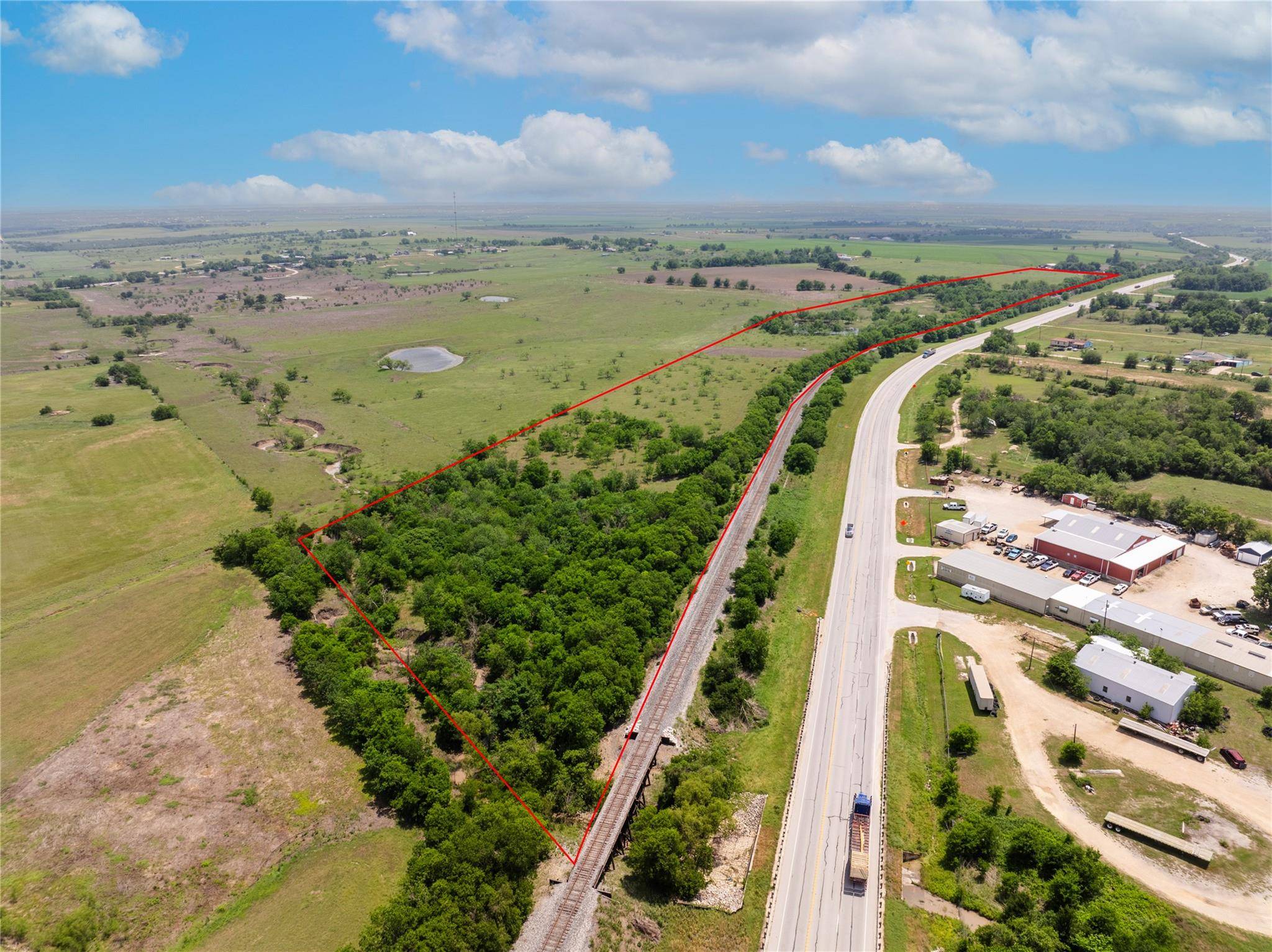 2901 S Main ST, Taylor, TX 76574