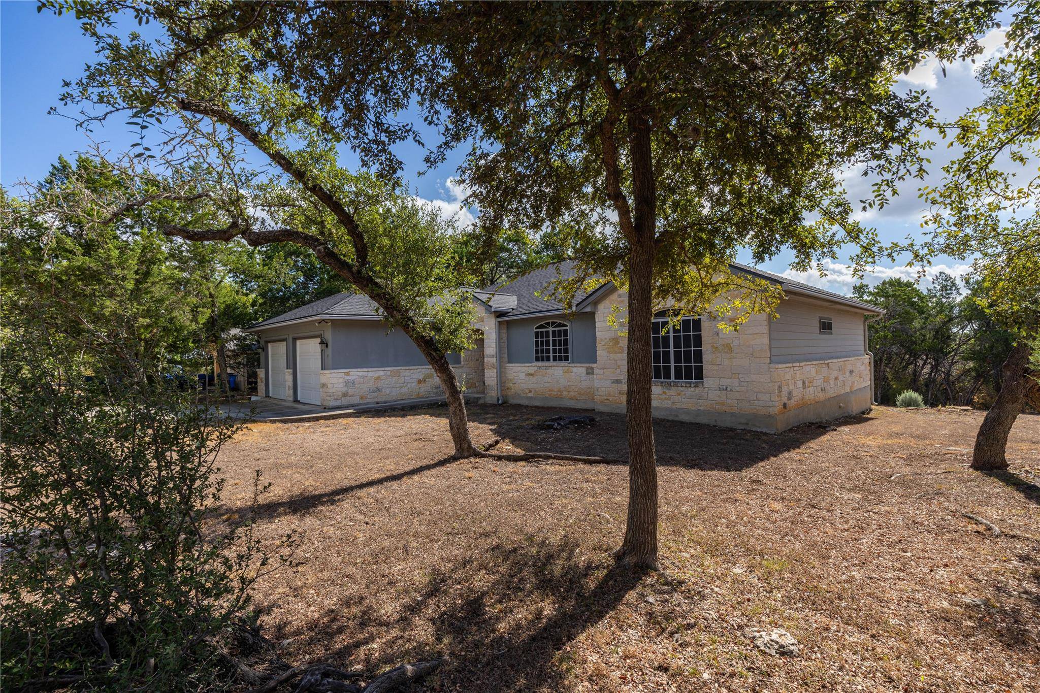 69 Augusta DR, Wimberley, TX 78676